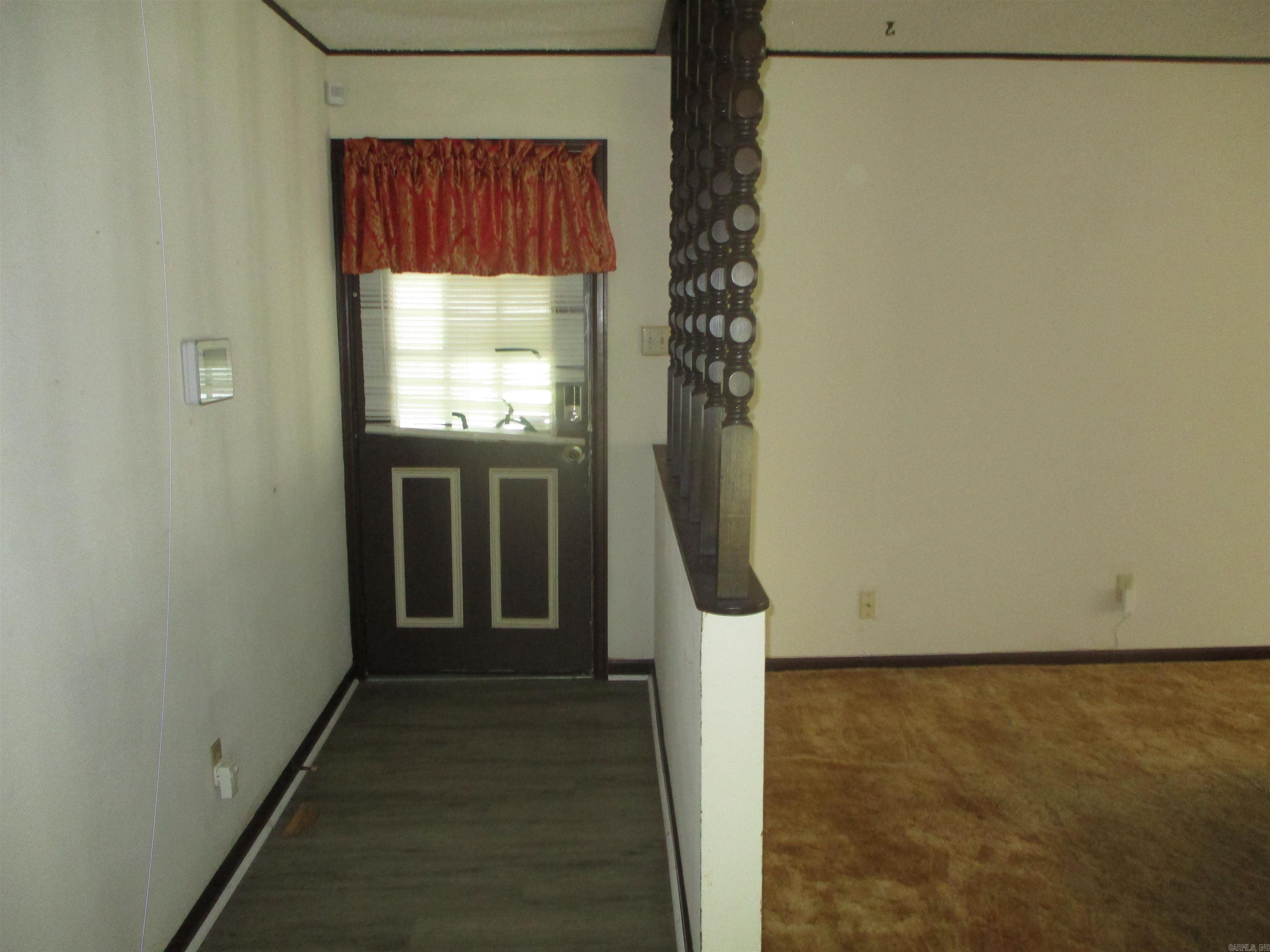 ARROW HEAD MANOR - Residential