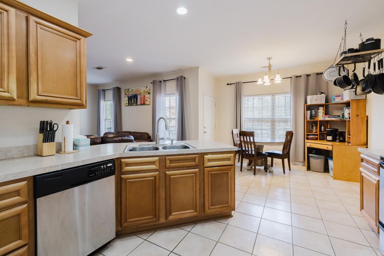 HORTON HILLS - Residential