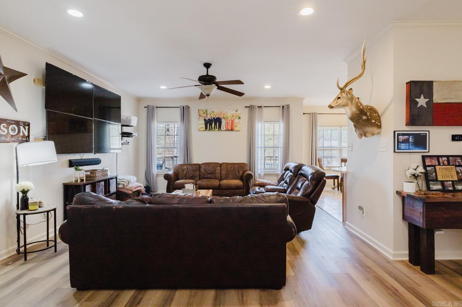 HORTON HILLS - Residential