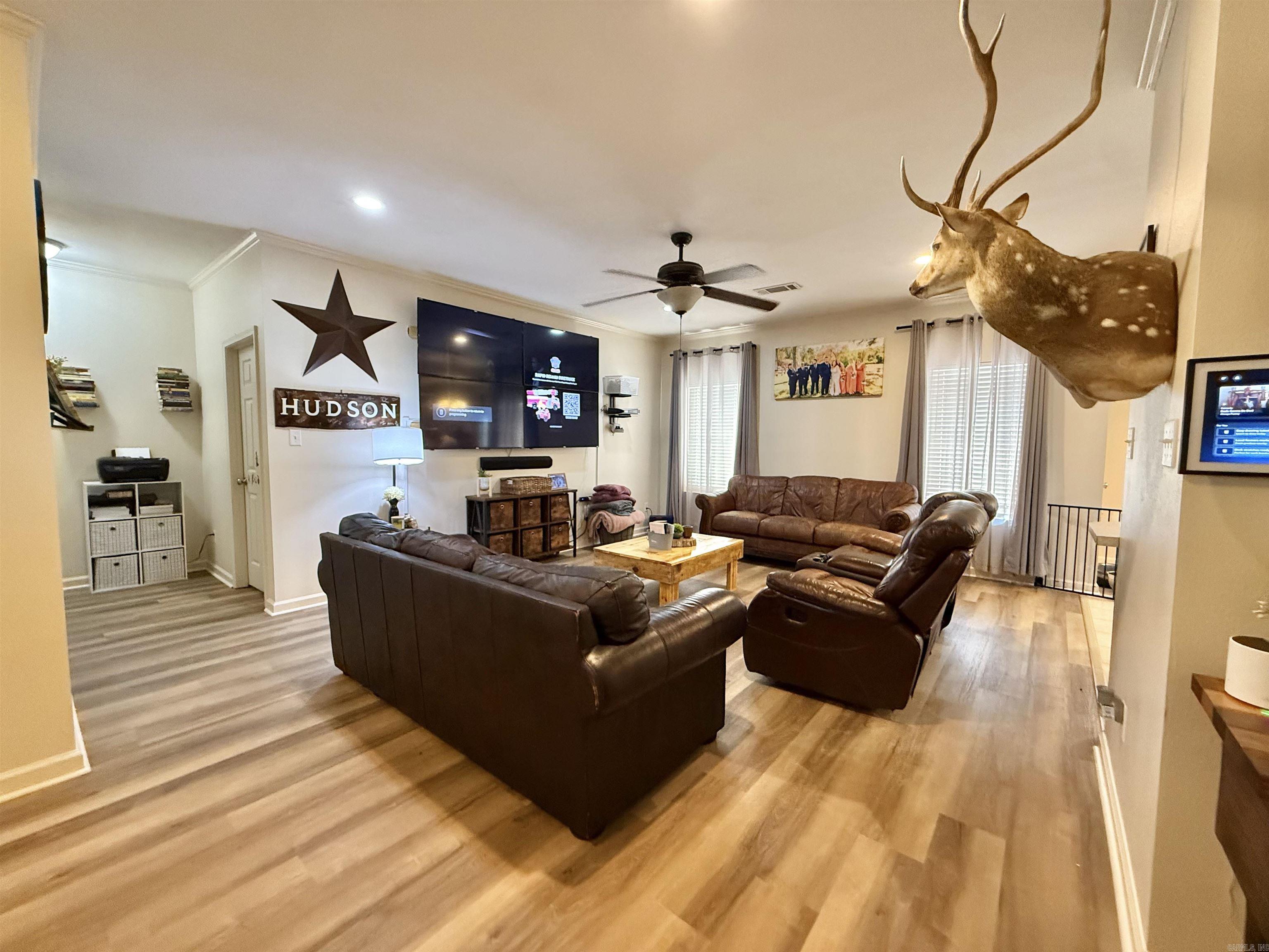 HORTON HILLS - Residential