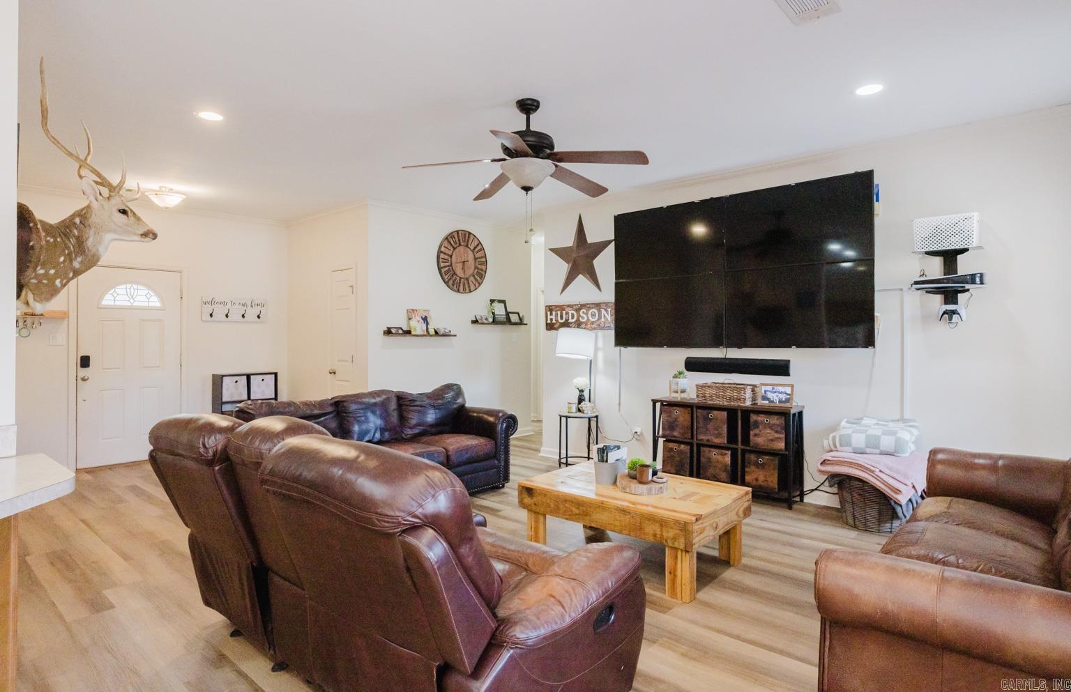 HORTON HILLS - Residential