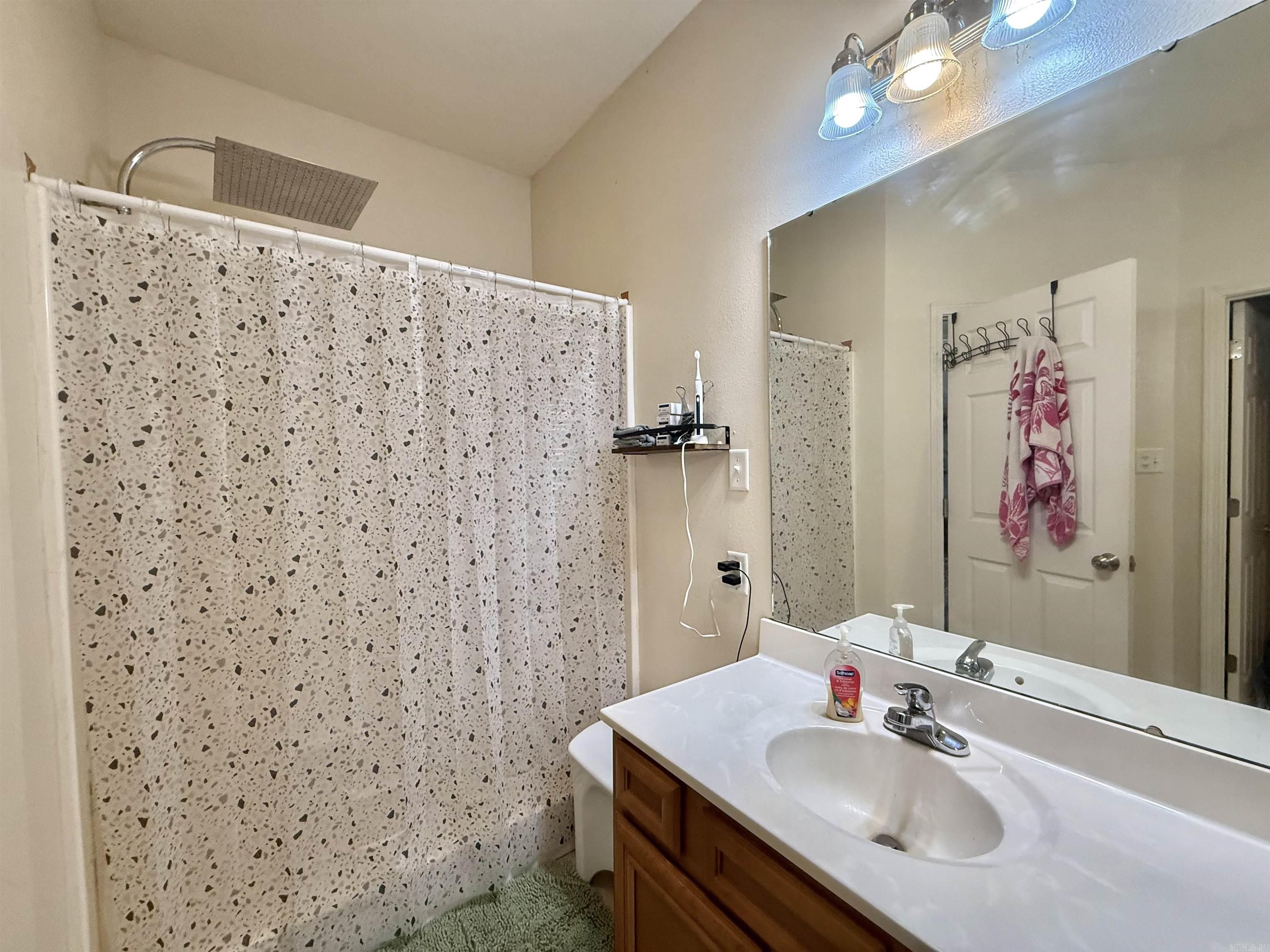 HORTON HILLS - Residential