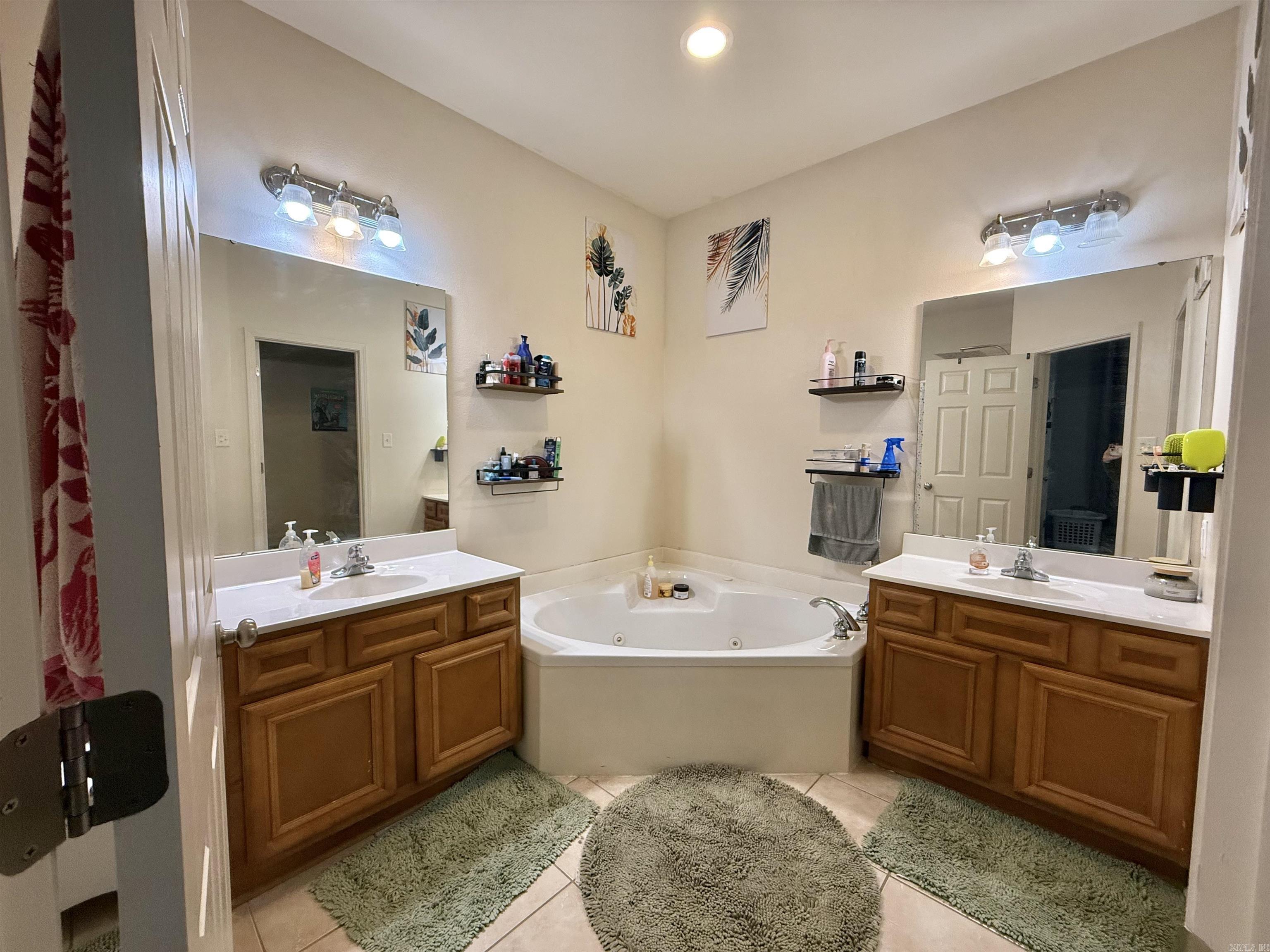 HORTON HILLS - Residential