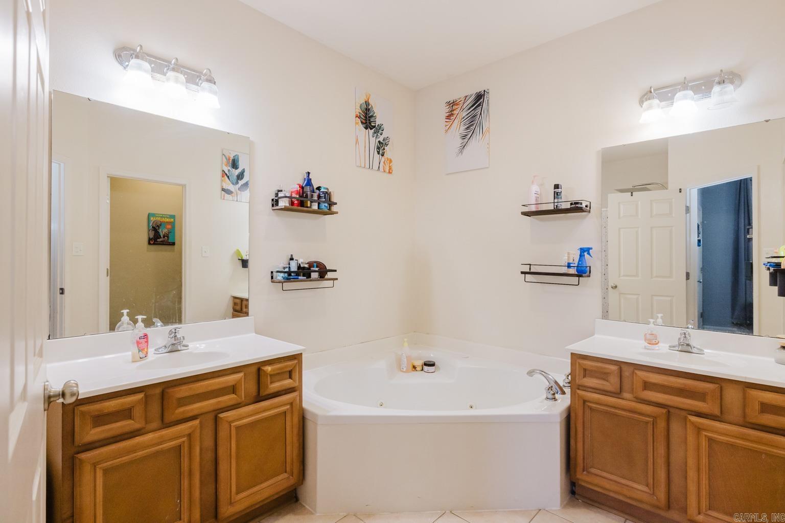 HORTON HILLS - Residential