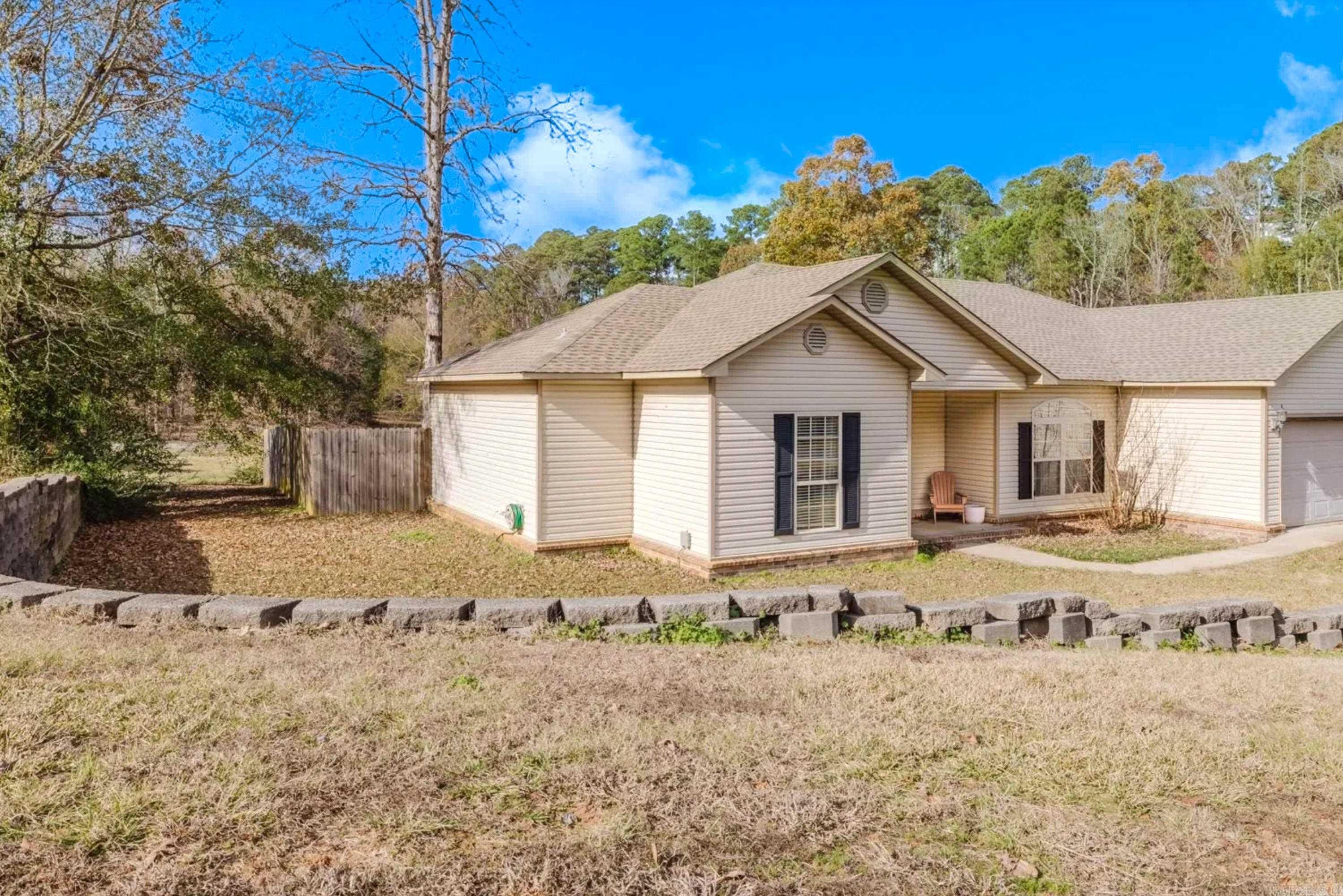 HORTON HILLS - Residential