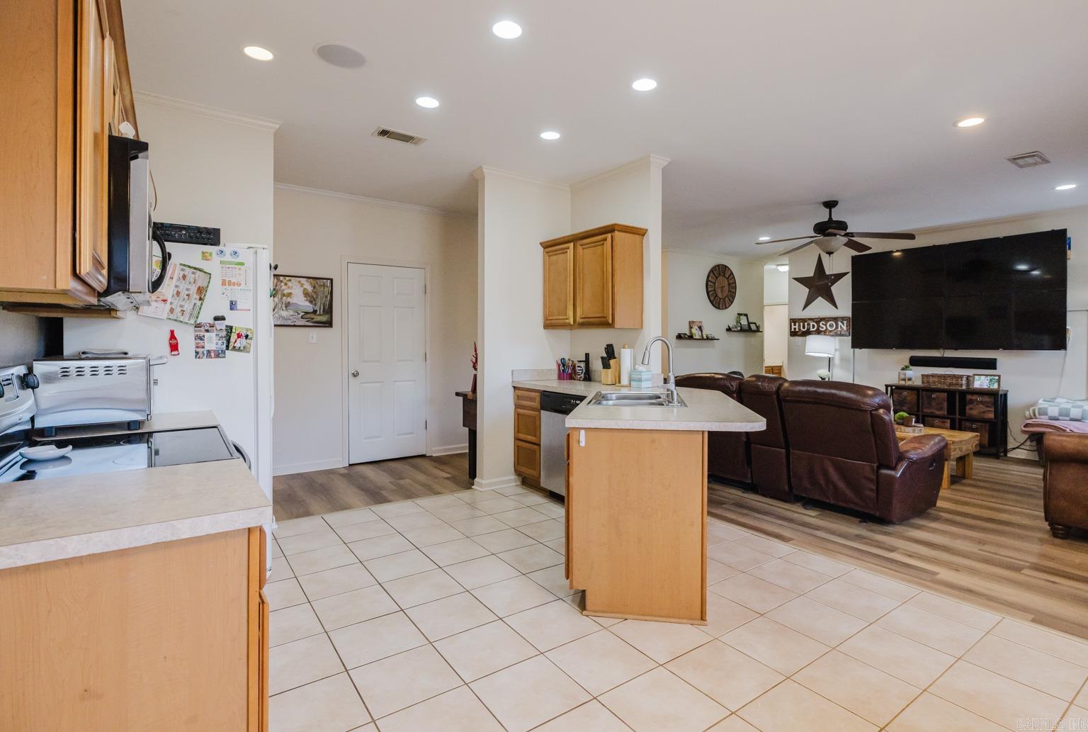 HORTON HILLS - Residential