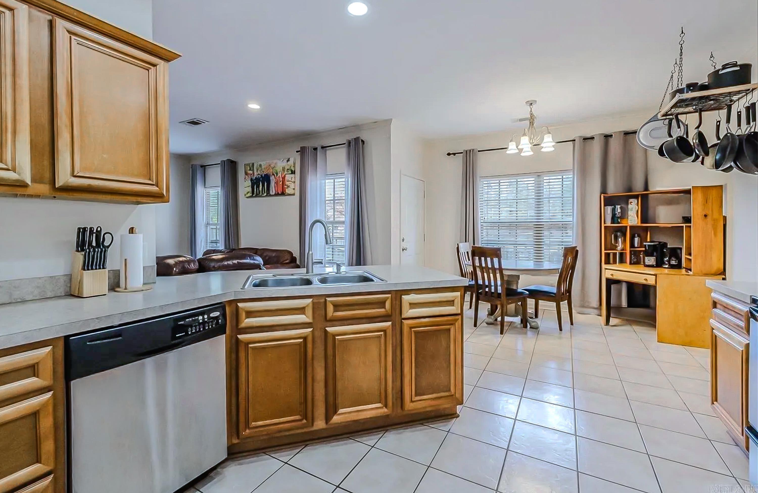 HORTON HILLS - Residential