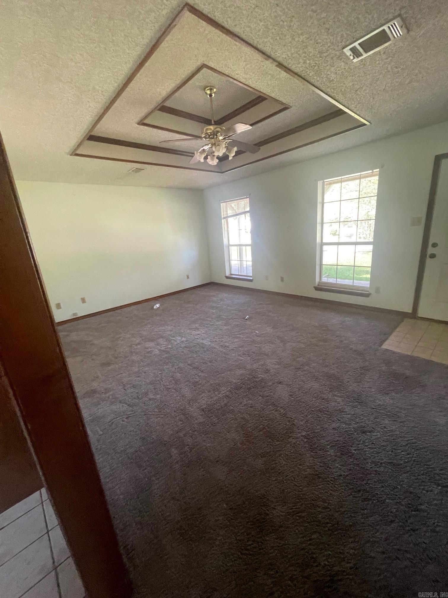 Knollwood Estates - Residential Lease