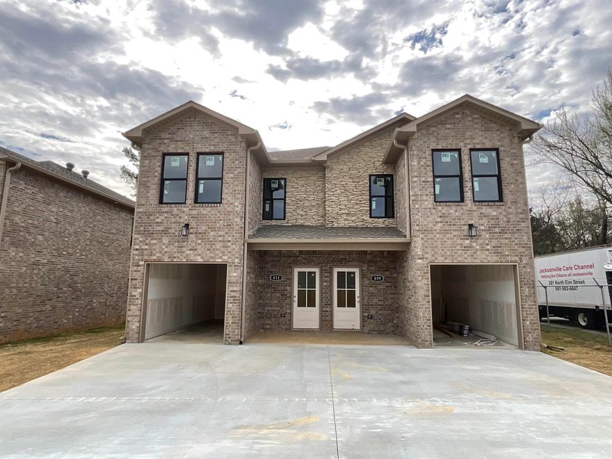 The talk of the town!! All brick/stone NEW CONSTRUCTION DUPLEXES in the heart of Jacksonville! Each unit is 3bed/2 1/2 bath! One car garage opens into the downstairs living space with a half bath for convenience. Upstairs contains primary bedroom at the back with its own bathroom and walk-in closet, as well as two additional bedrooms with a bathroom in-between. Hall laundry makes for the ultimate in convenience! Luxury vinyl throughout will make this renter-ready! This building has a twin going up next door. See AGENT REMARKS