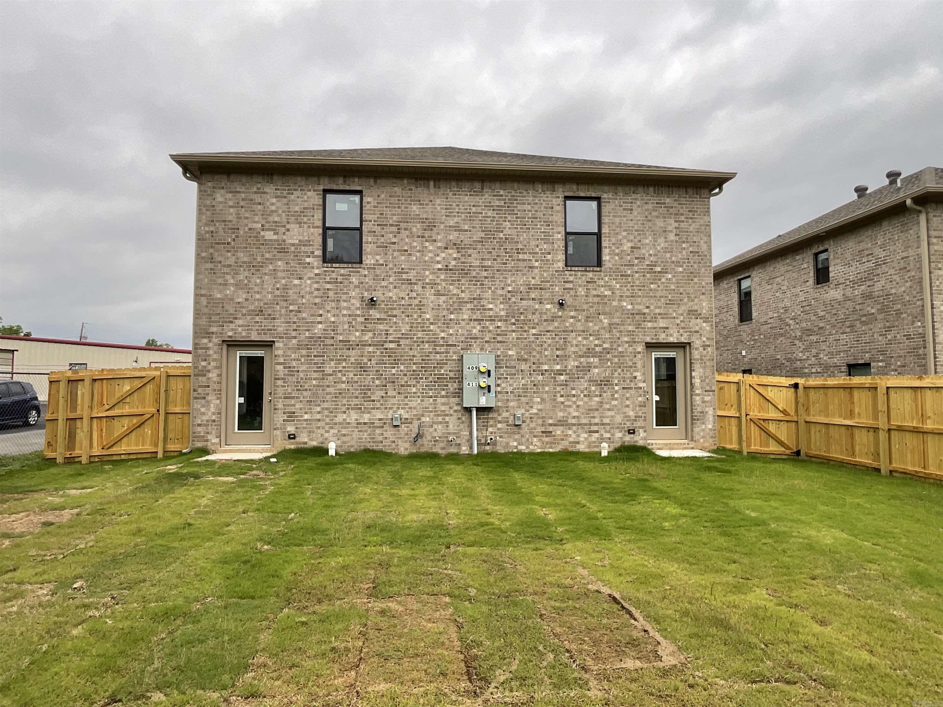 THE WRIGLEY PLACE ADDITION - Residential Income