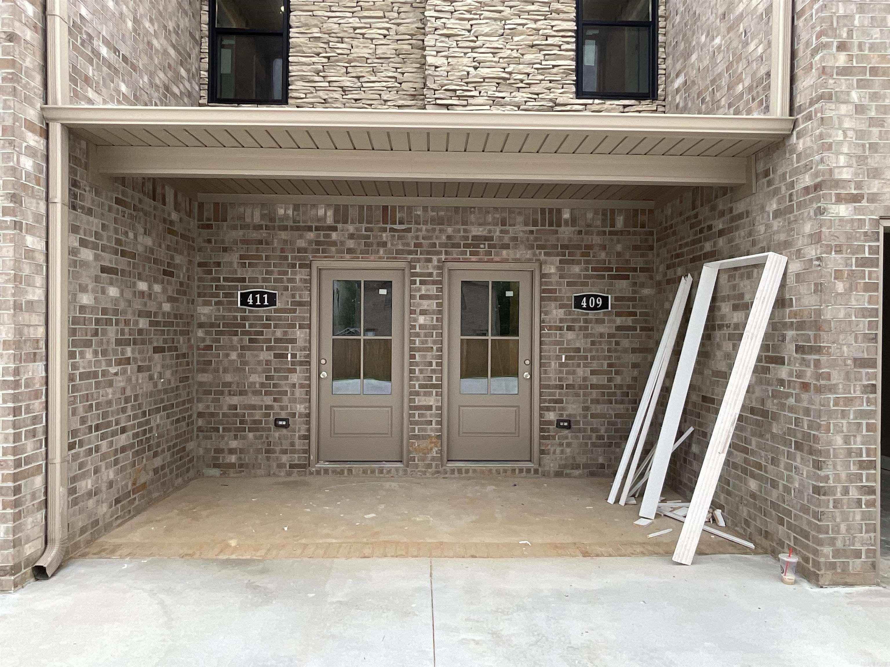 THE WRIGLEY PLACE ADDITION - Residential Income