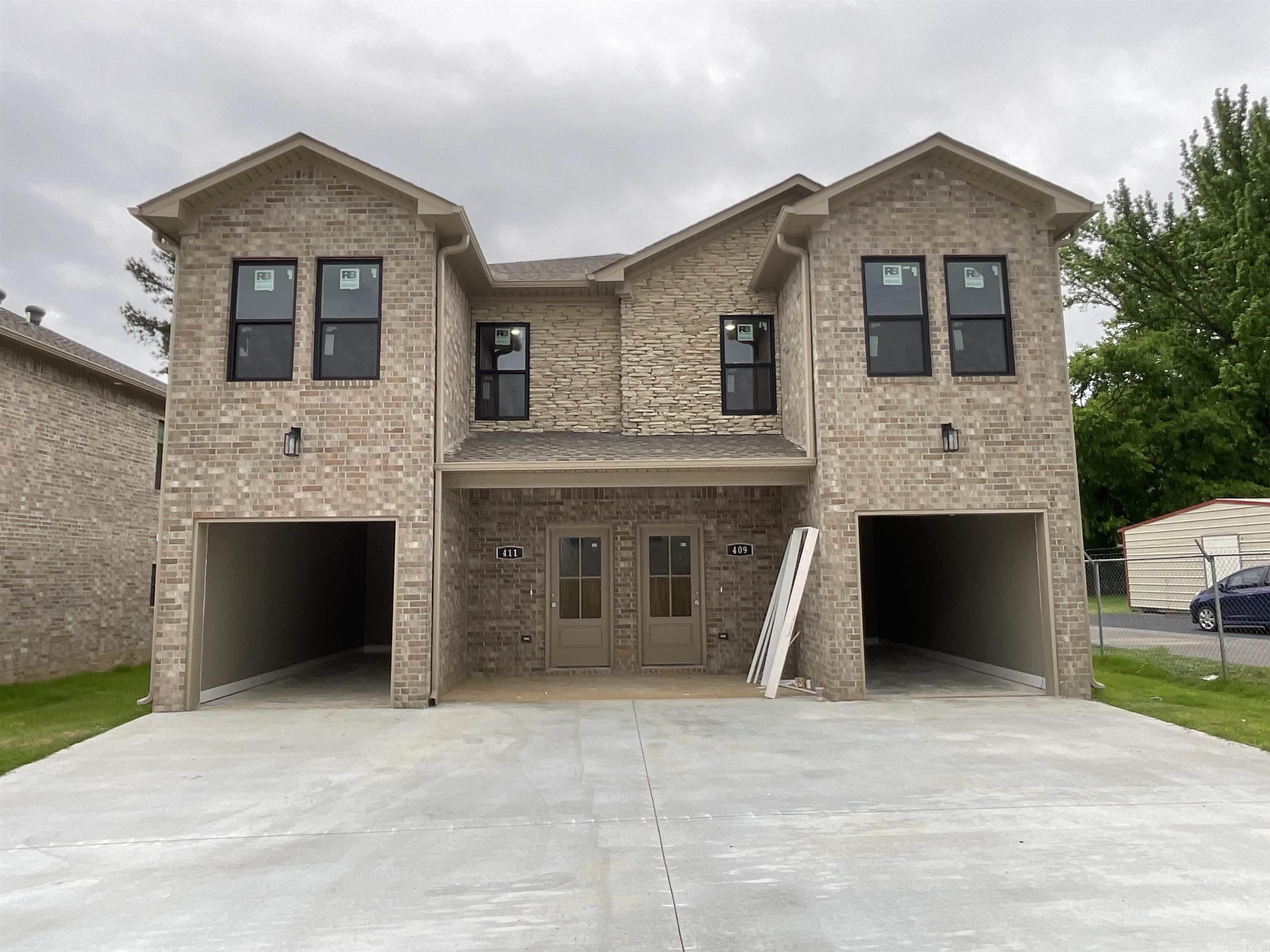 THE WRIGLEY PLACE ADDITION - Residential Income