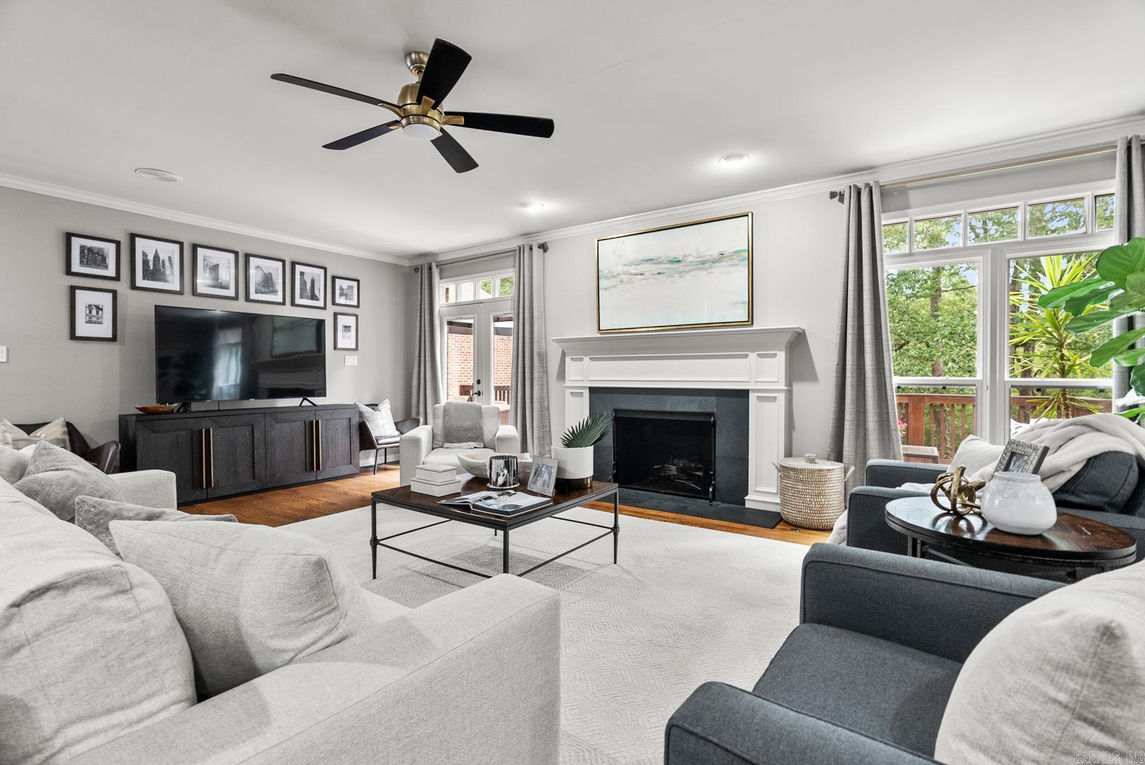 CHENAL RIDGE - Residential