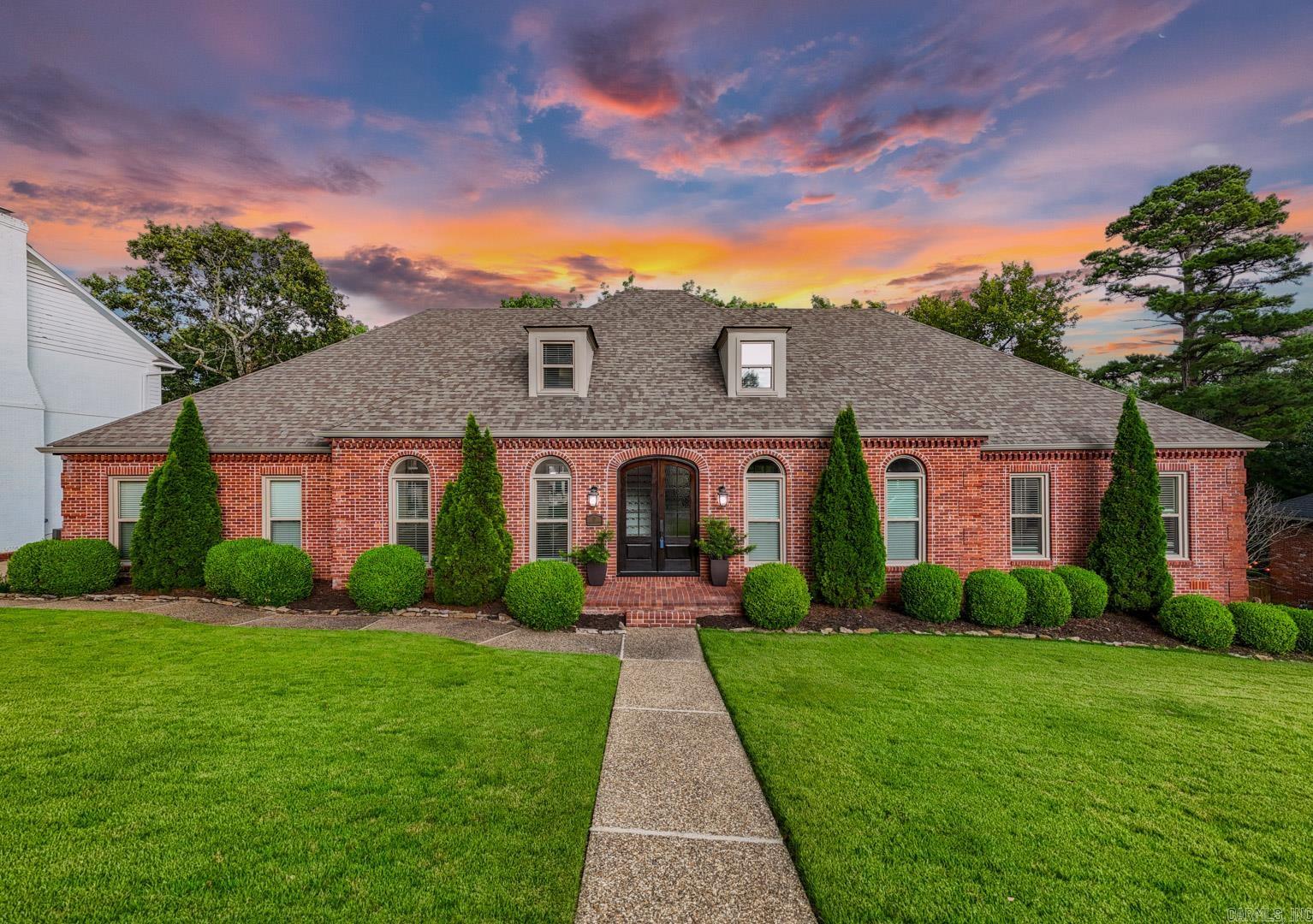 CHENAL RIDGE - Residential