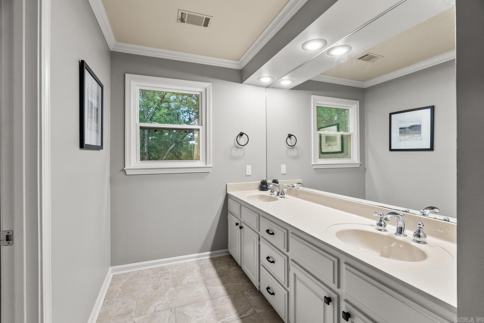 CHENAL RIDGE - Residential