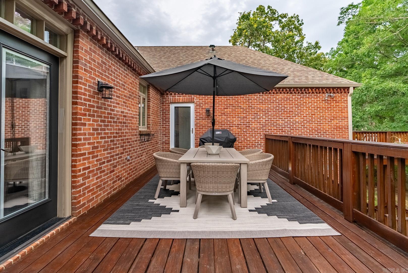 CHENAL RIDGE - Residential