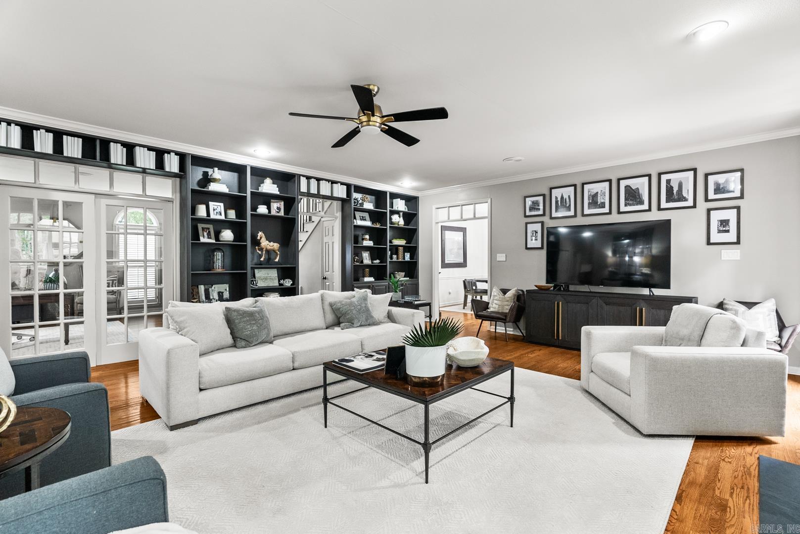 CHENAL RIDGE - Residential