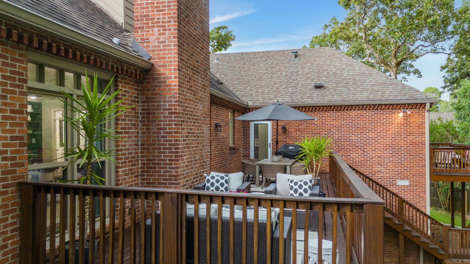 CHENAL RIDGE - Residential