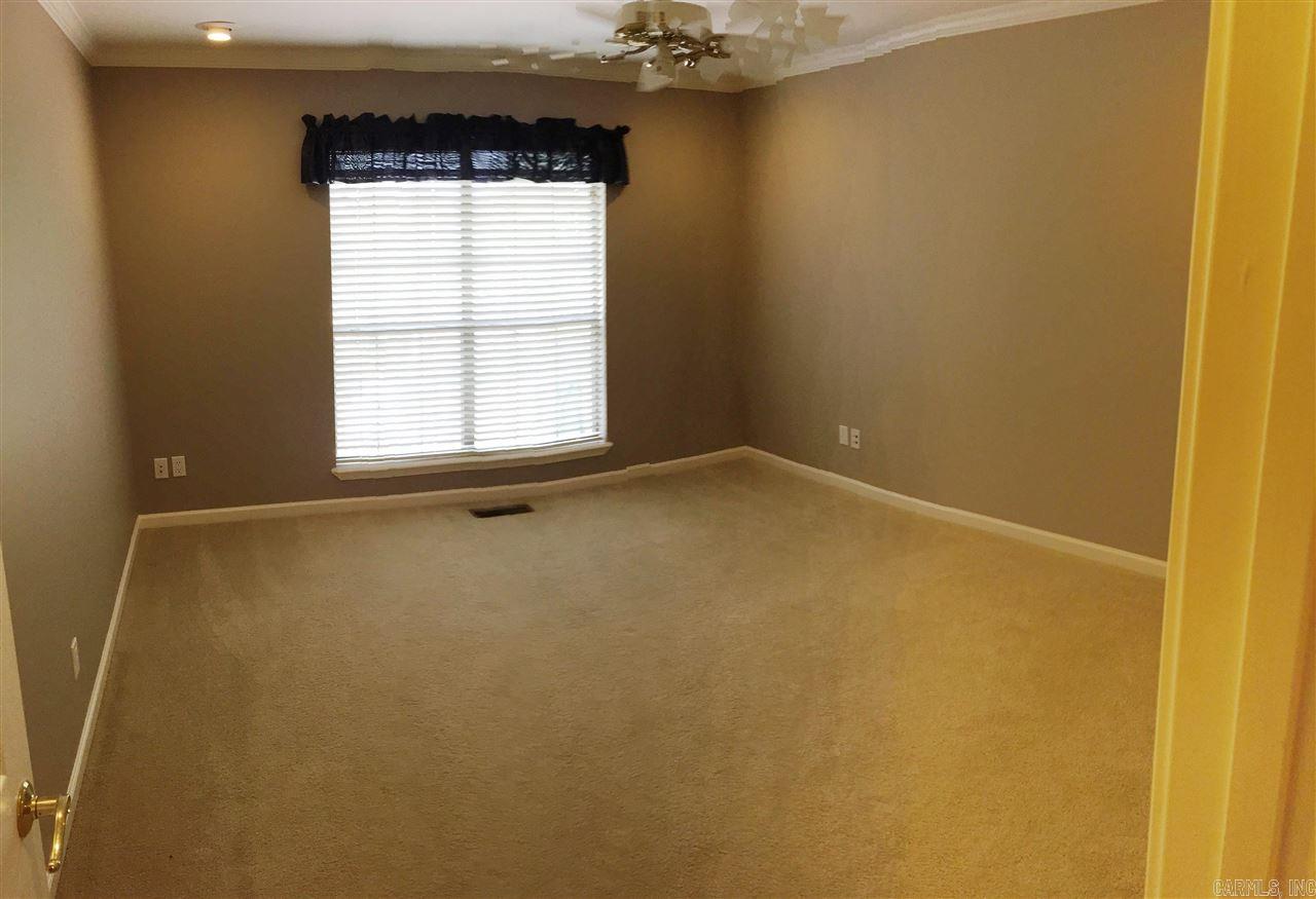 COUNTRY CLUB OF ARK THE - Residential