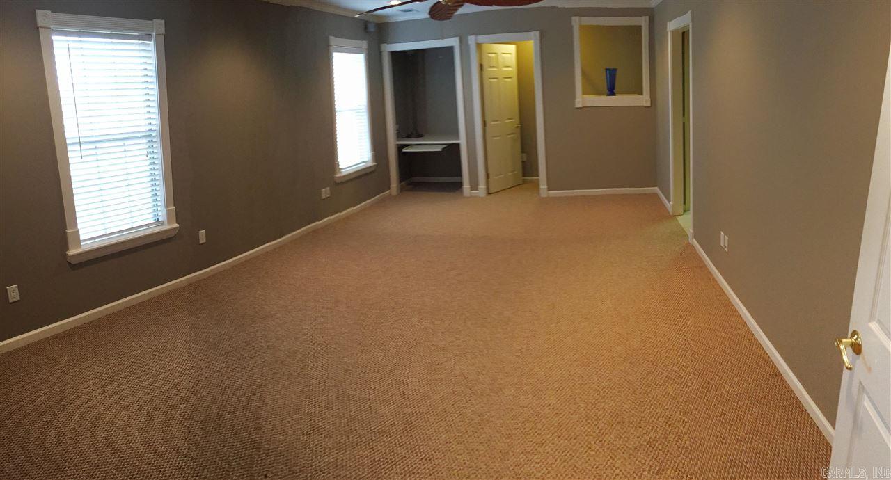 COUNTRY CLUB OF ARK THE - Residential