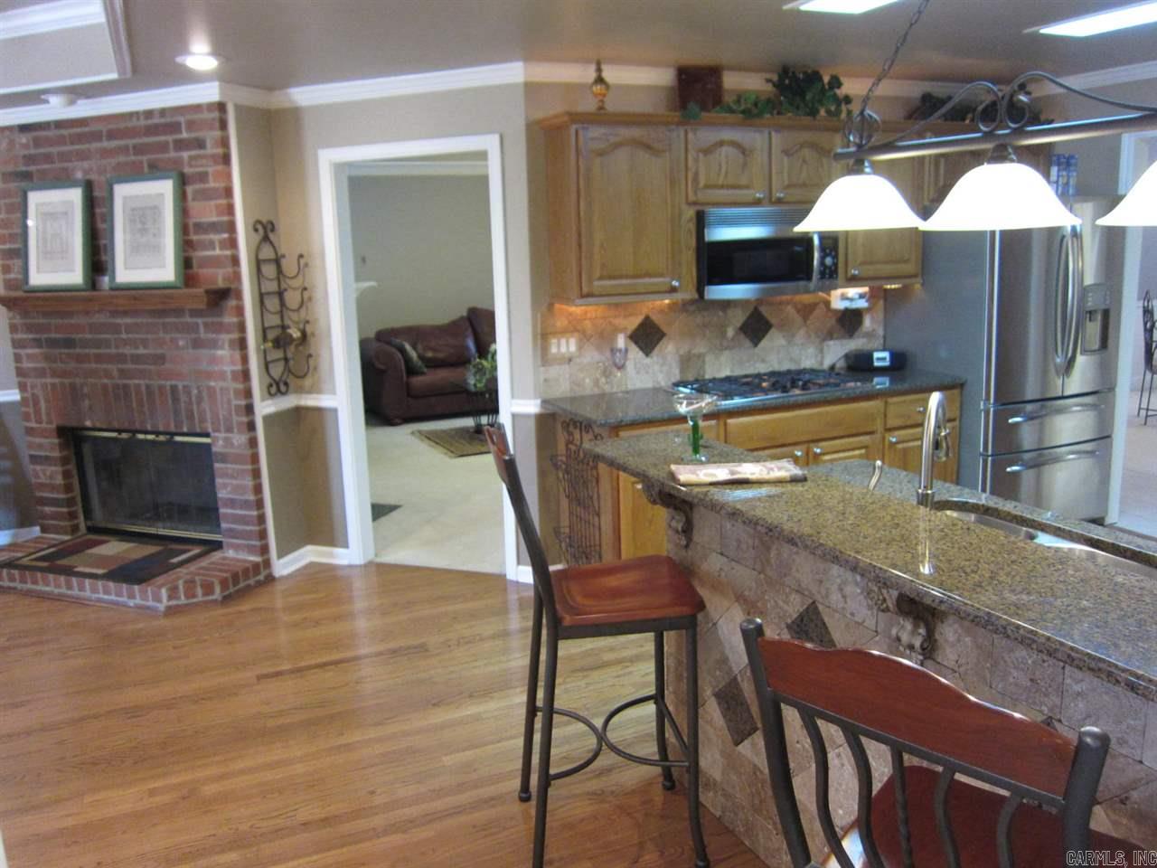 COUNTRY CLUB OF ARK THE - Residential