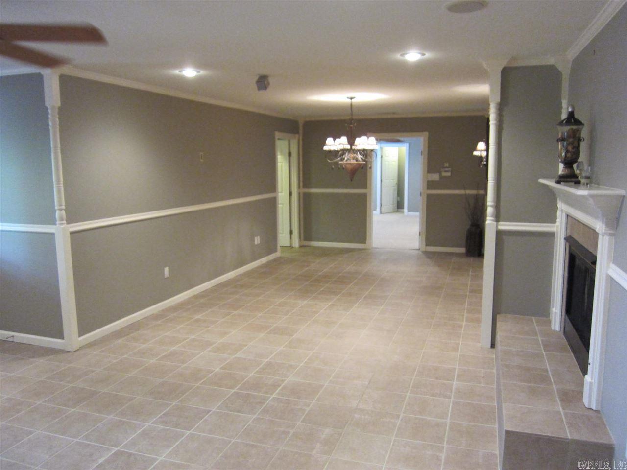 COUNTRY CLUB OF ARK THE - Residential