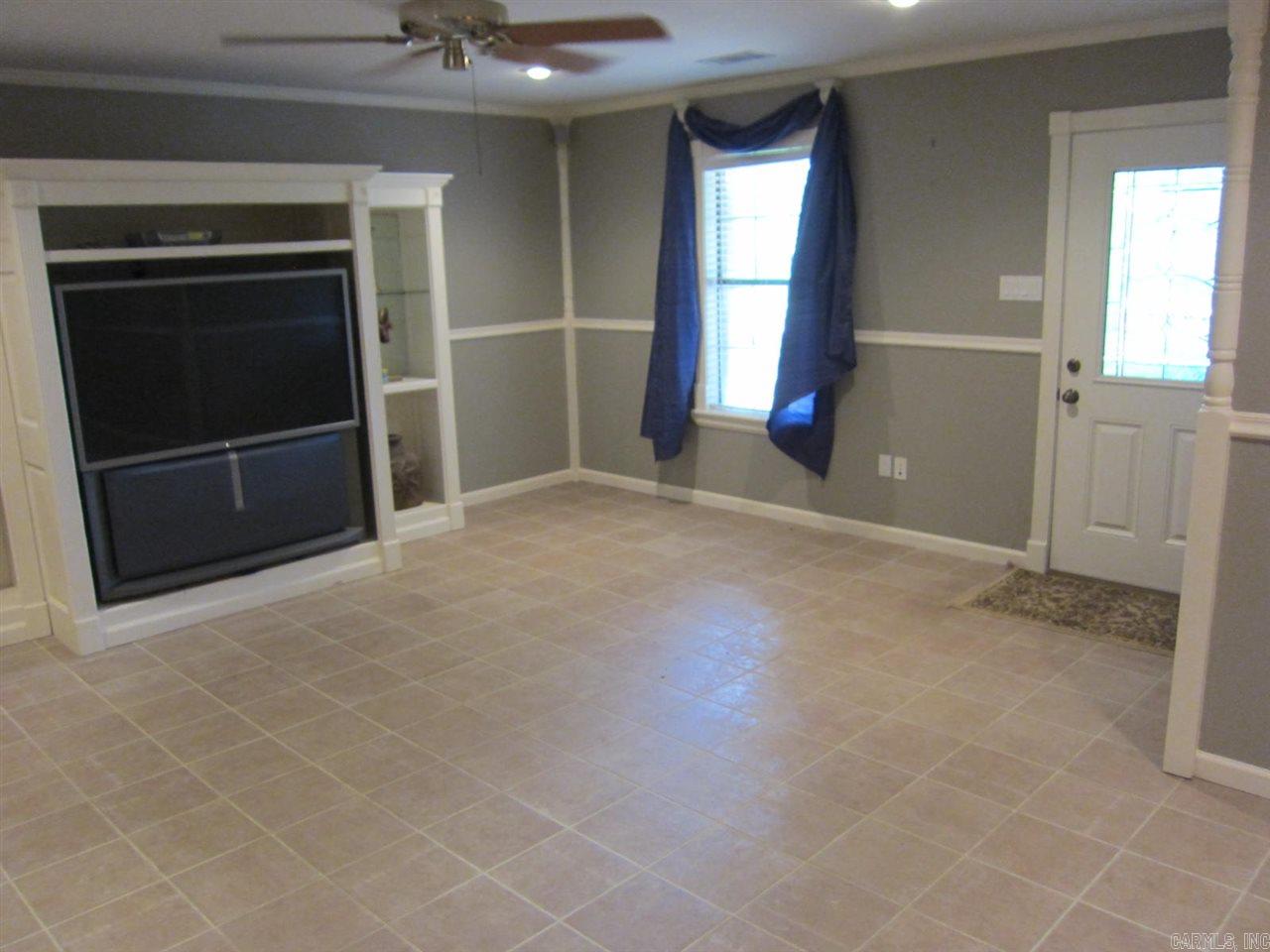 COUNTRY CLUB OF ARK THE - Residential