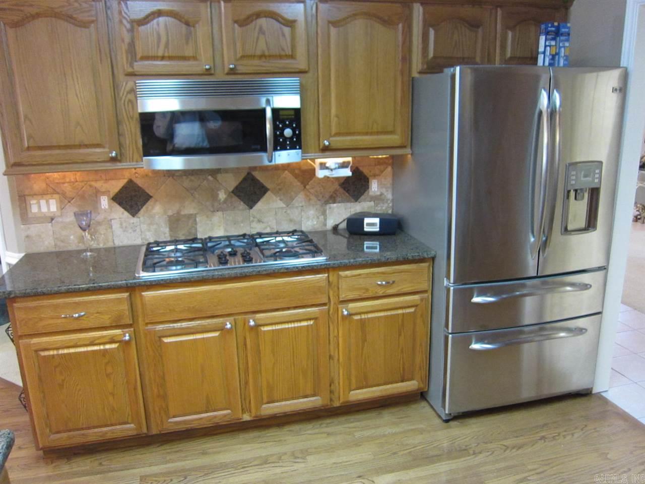 COUNTRY CLUB OF ARK THE - Residential