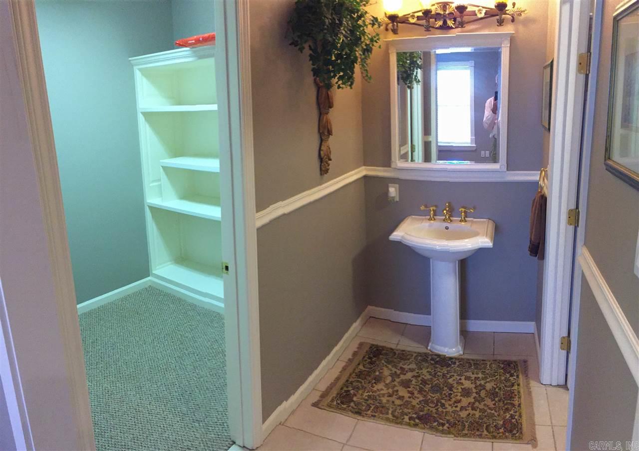 COUNTRY CLUB OF ARK THE - Residential