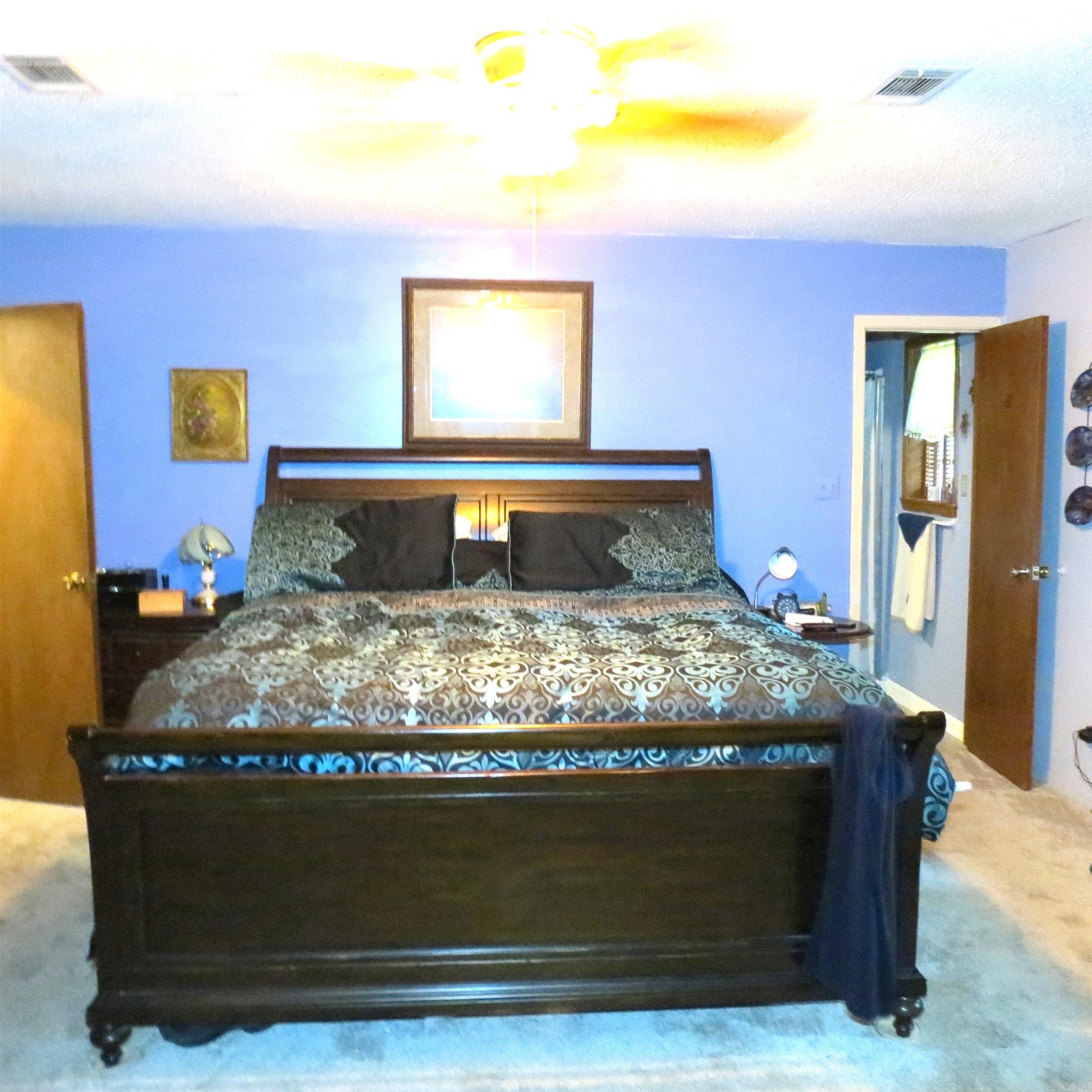 OAK LAWN ESTATES - Residential