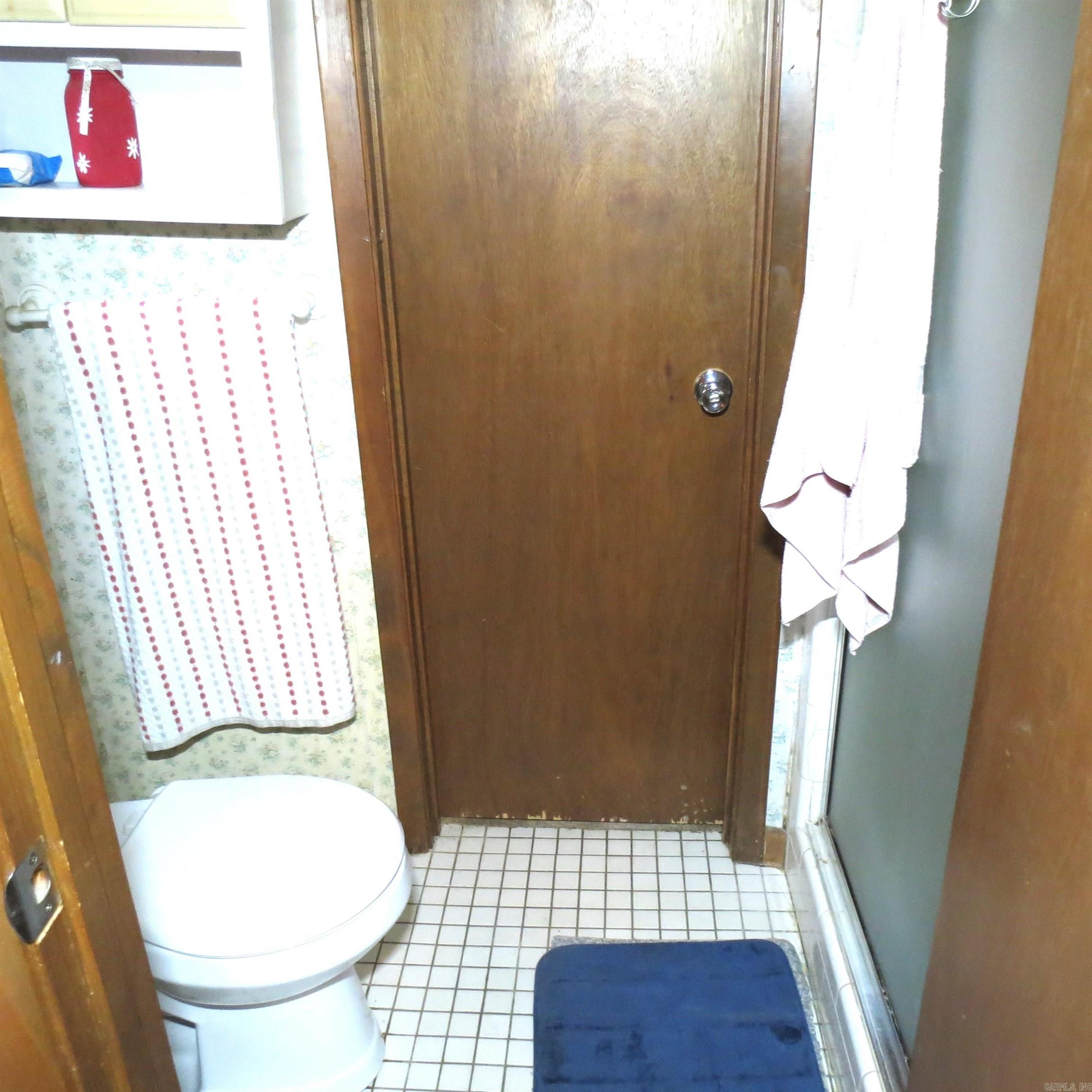 OAK LAWN ESTATES - Residential