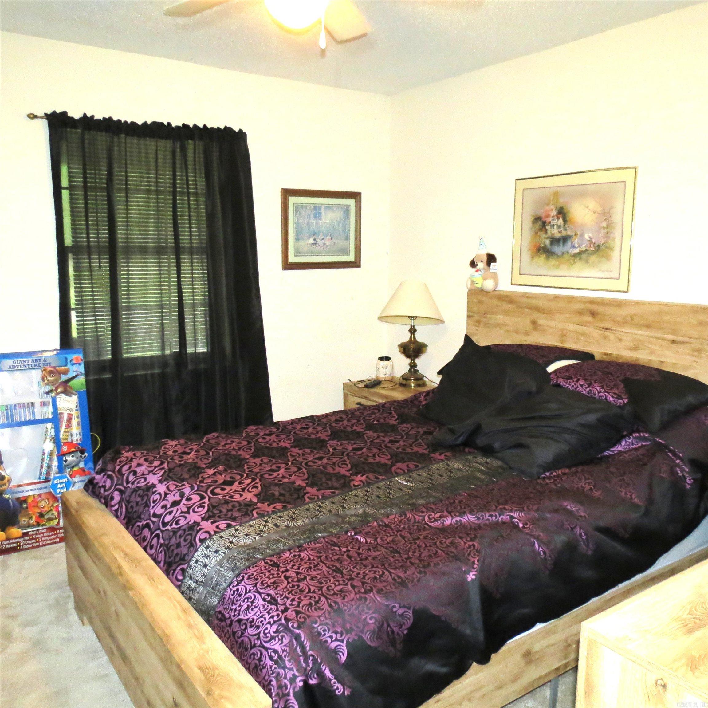 OAK LAWN ESTATES - Residential