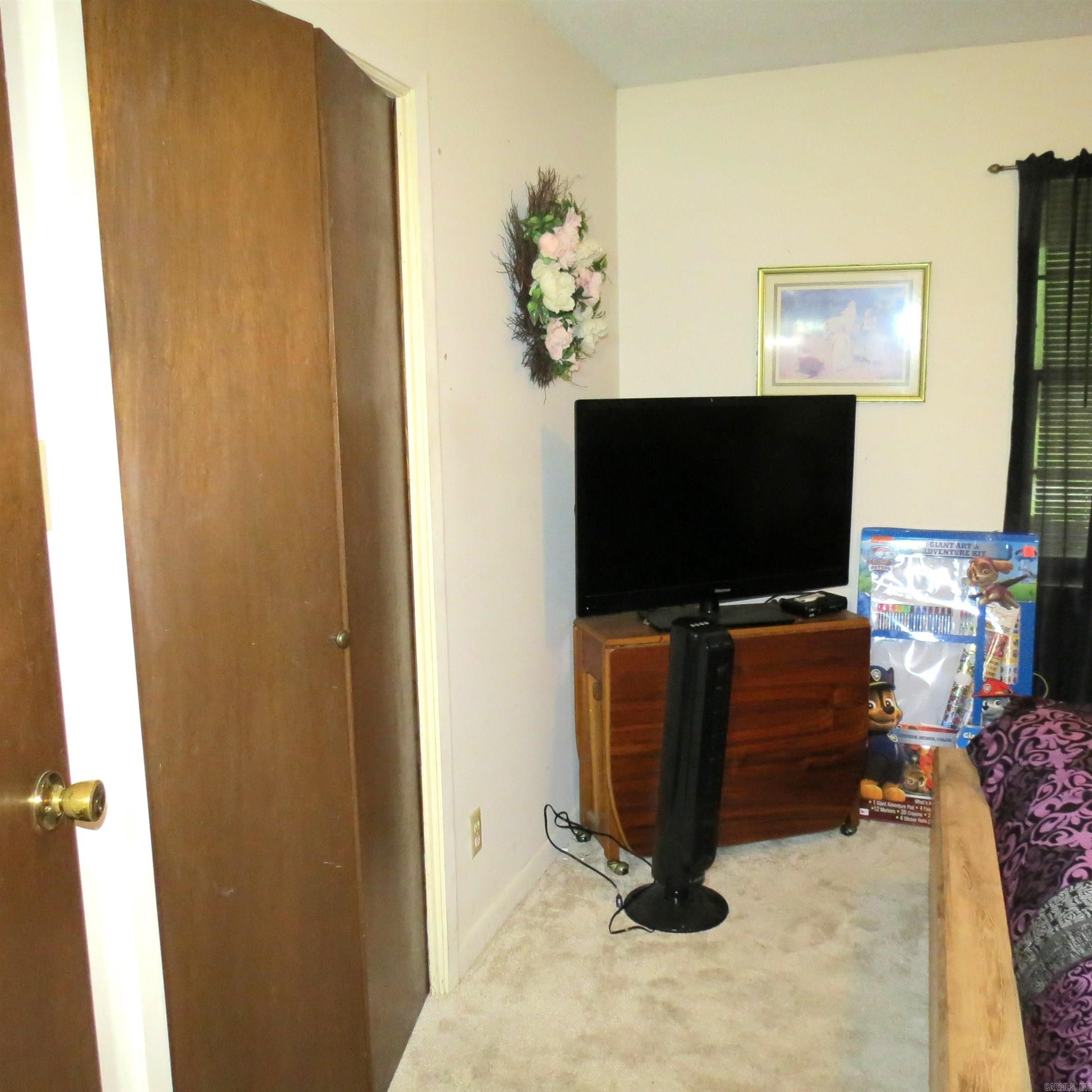 OAK LAWN ESTATES - Residential