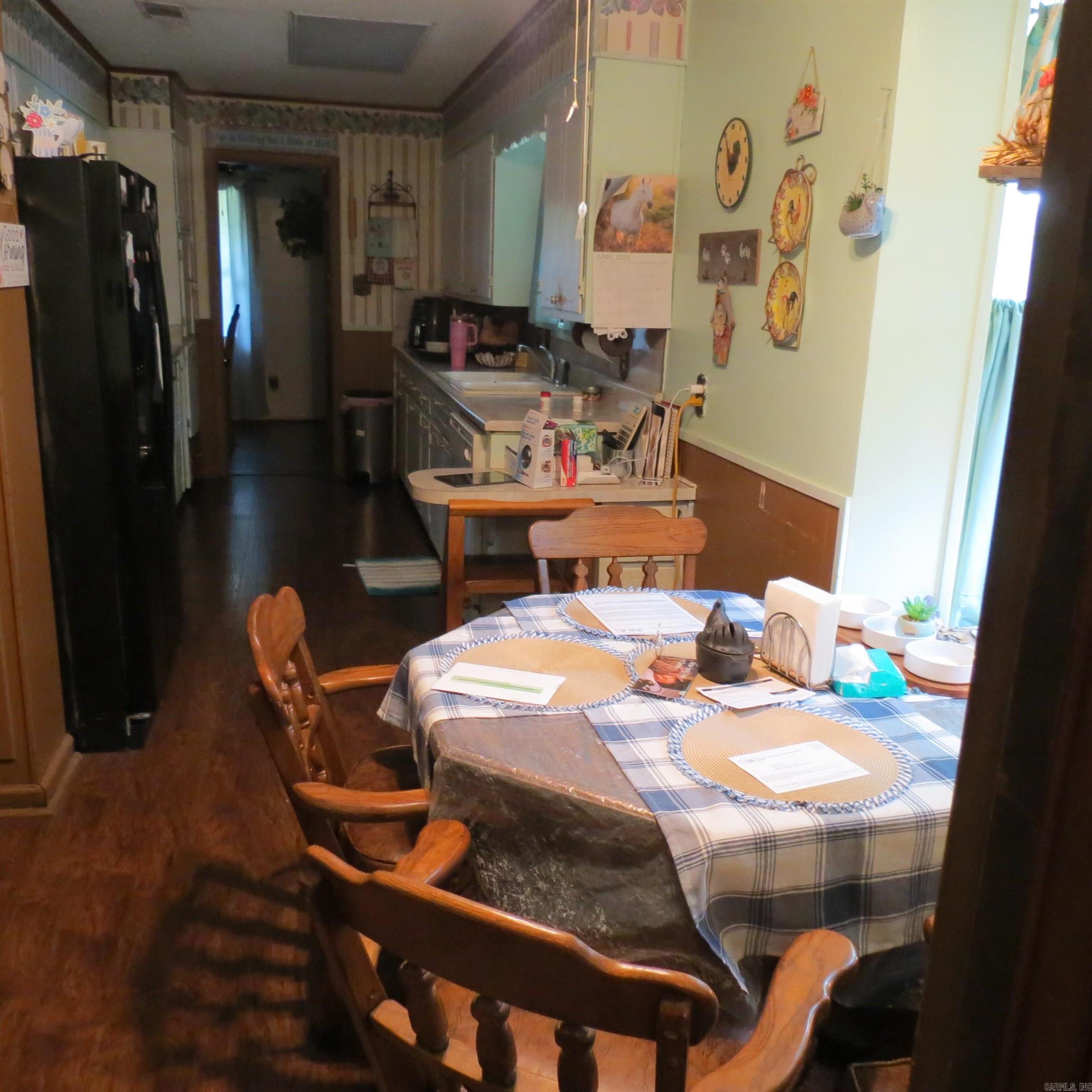 OAK LAWN ESTATES - Residential