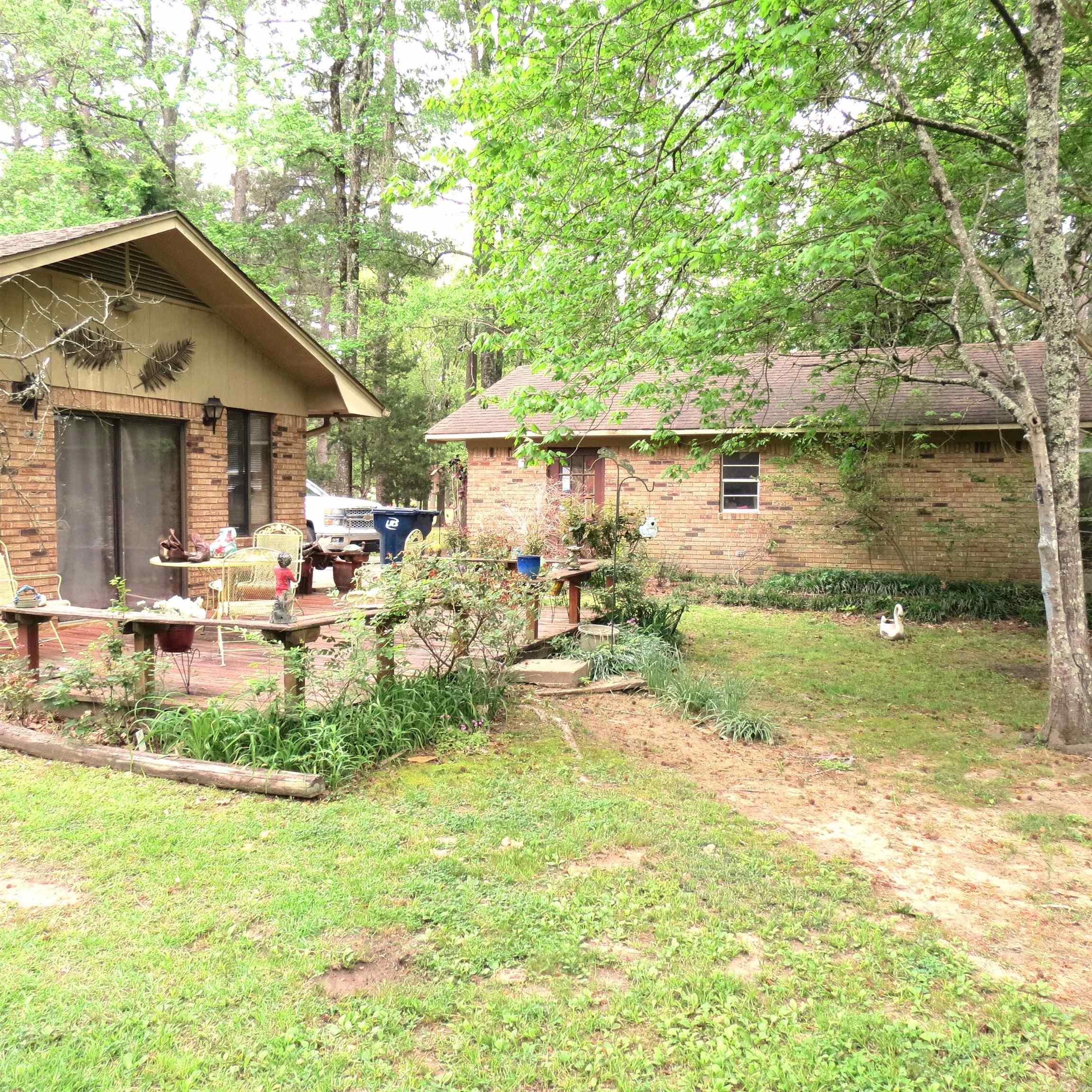 OAK LAWN ESTATES - Residential