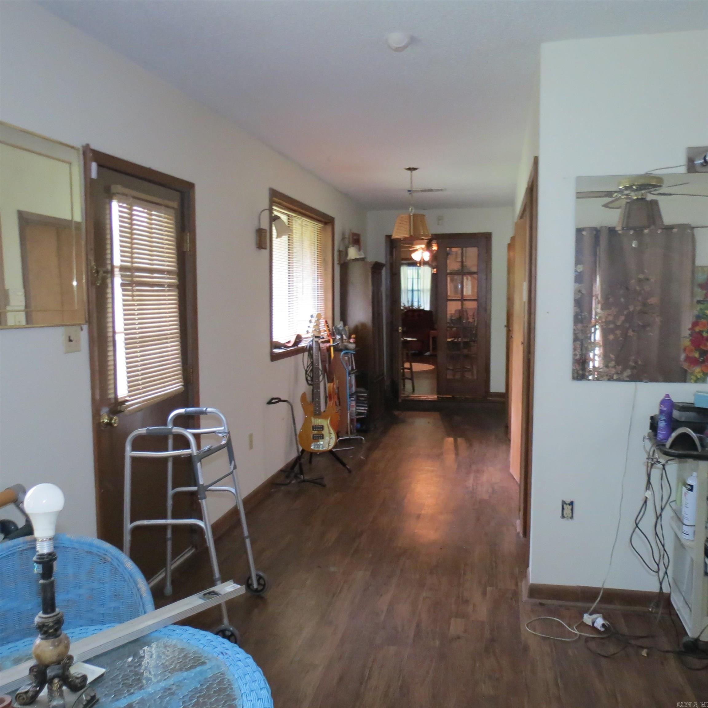 OAK LAWN ESTATES - Residential