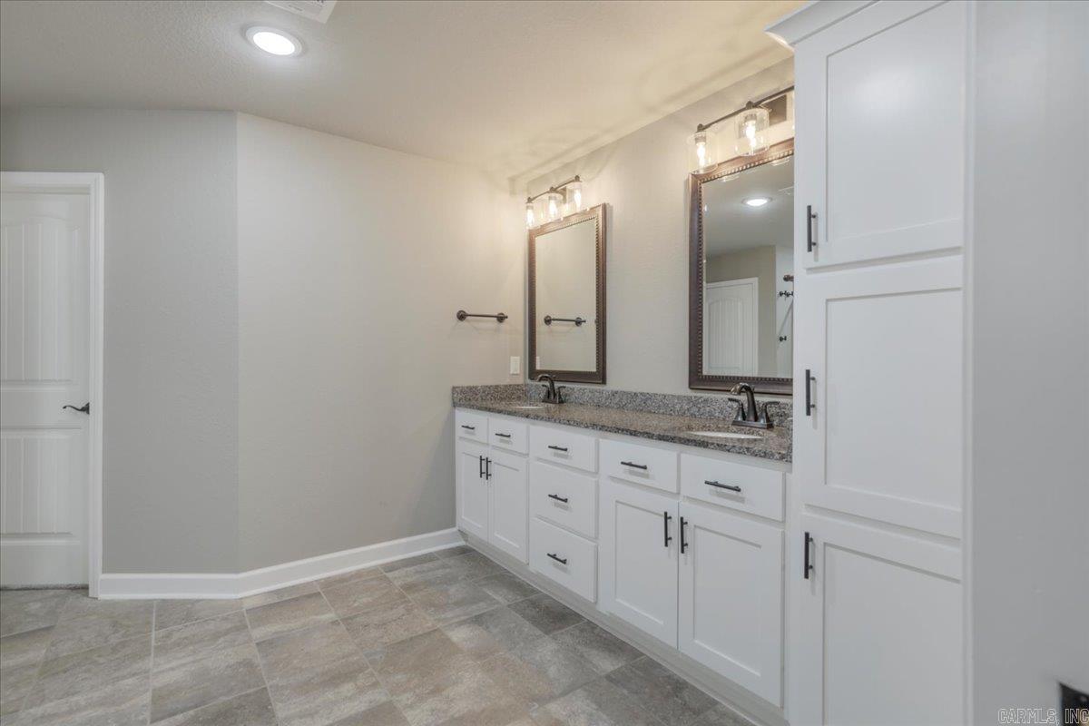 Huntington Place - Residential Lease