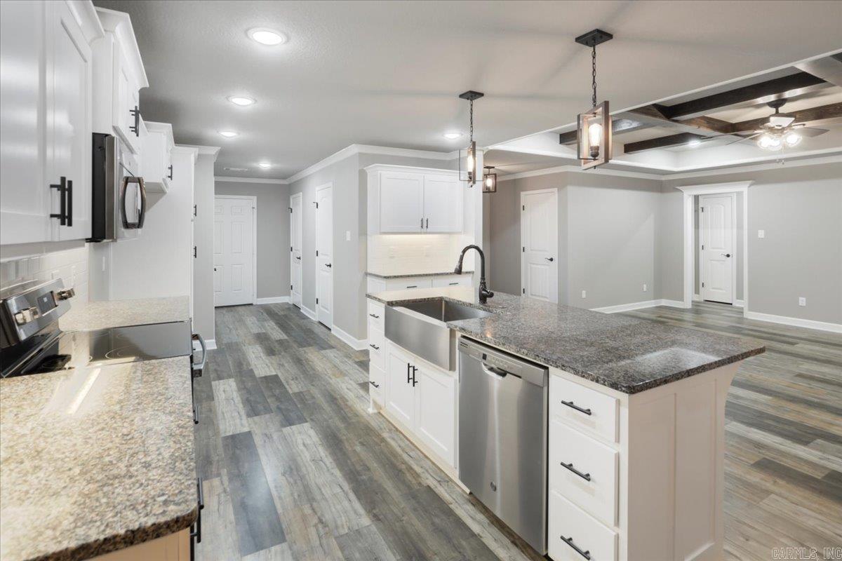 Huntington Place - Residential Lease