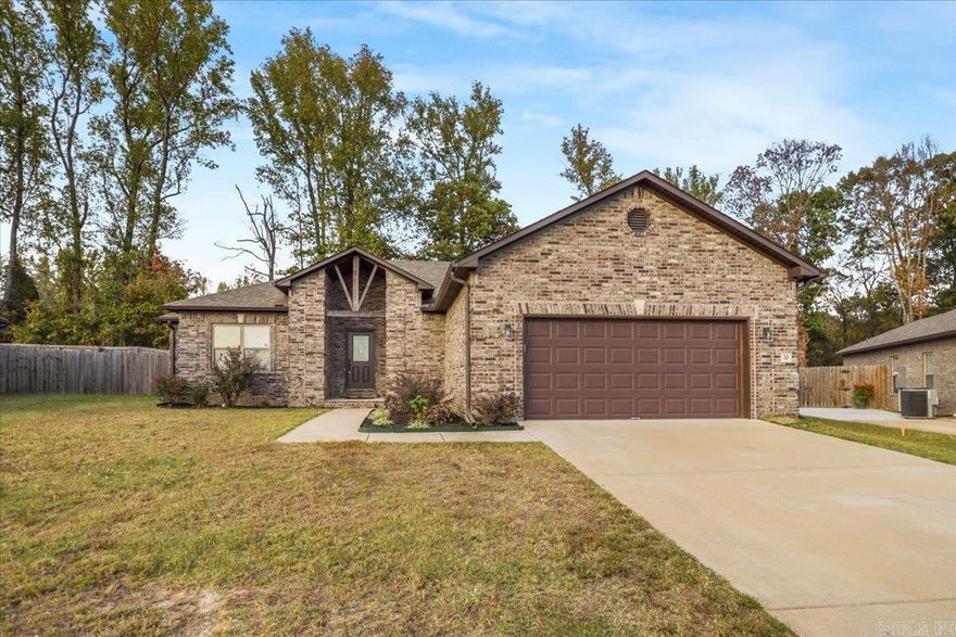 Beautiful home w/3 bedrooms and 2 bathrooms located in the highly sought after Huntington Place Subdivision. Home is immaculate and still like new! Home has a private backyard that is fully fenced with a large covered porch to enjoy the outdoors. Open floor plan with custom features throughout. NO PETS. NO SMOKING/VAPING. APPLICATION/BACKGROUND CHECK/SECURITY DEPOSIT REQUIRED.