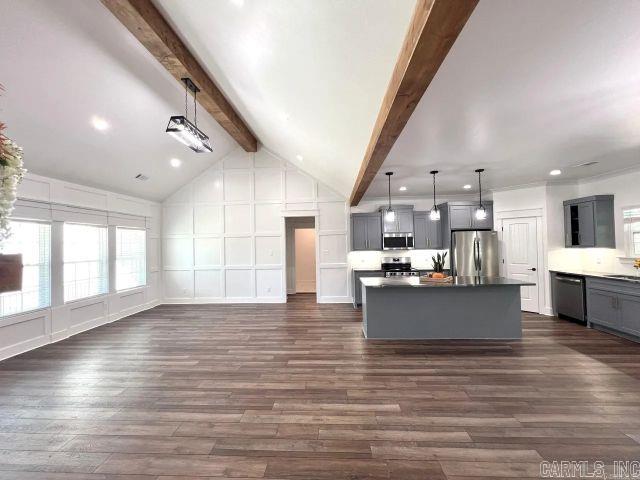 White Oak Pond - Residential Lease