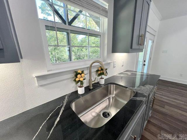 White Oak Pond - Residential Lease