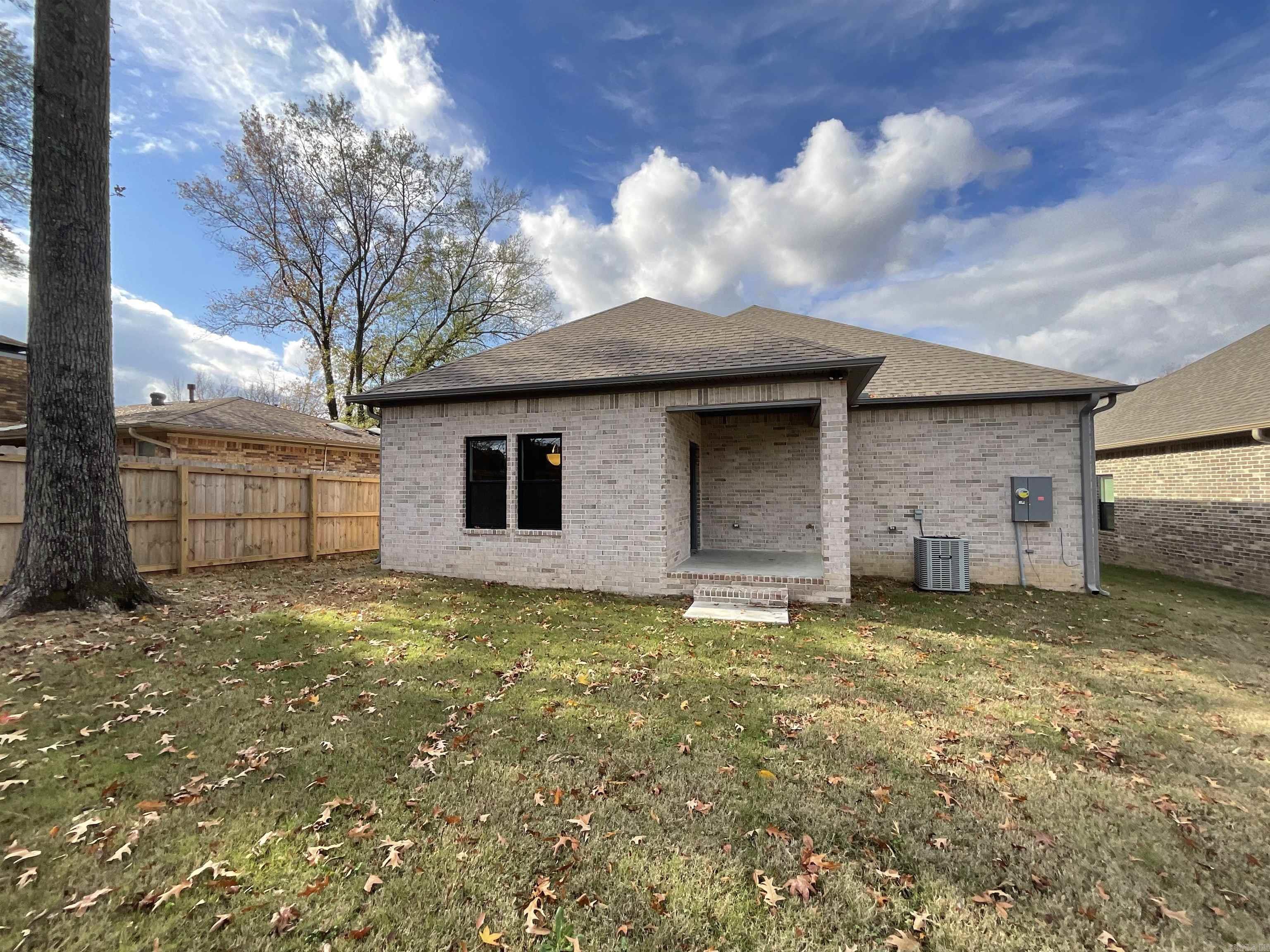 BROWN ADD TO JACK - Residential