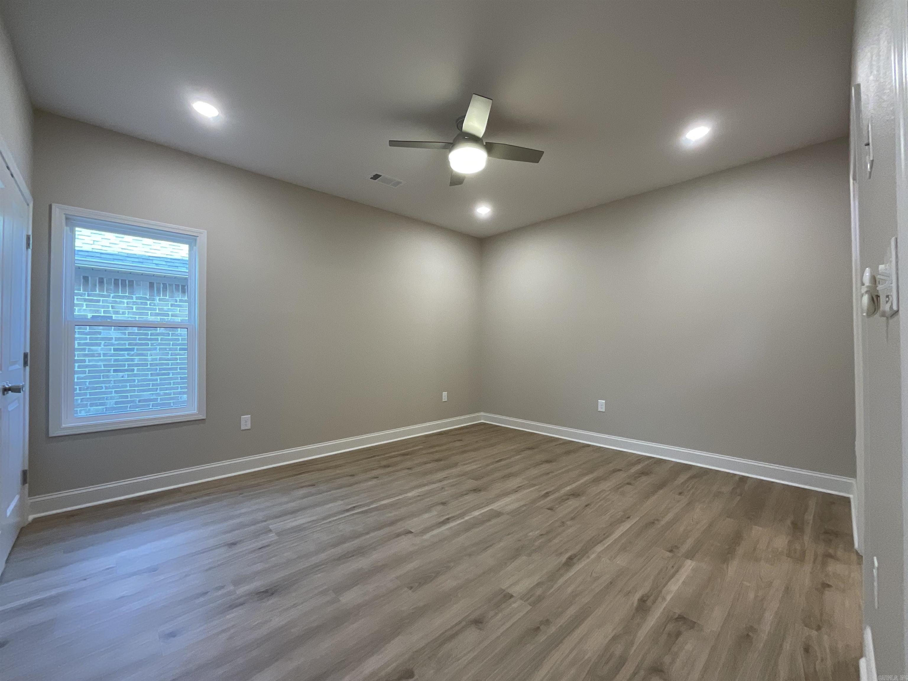 BROWN ADD TO JACK - Residential