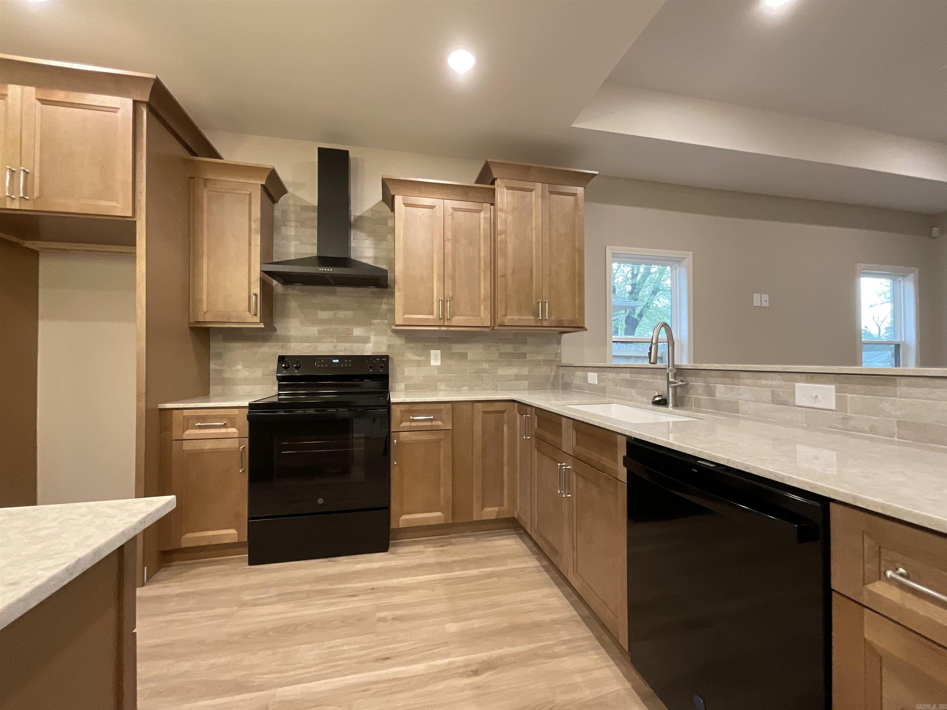 BROWN ADD TO JACK - Residential