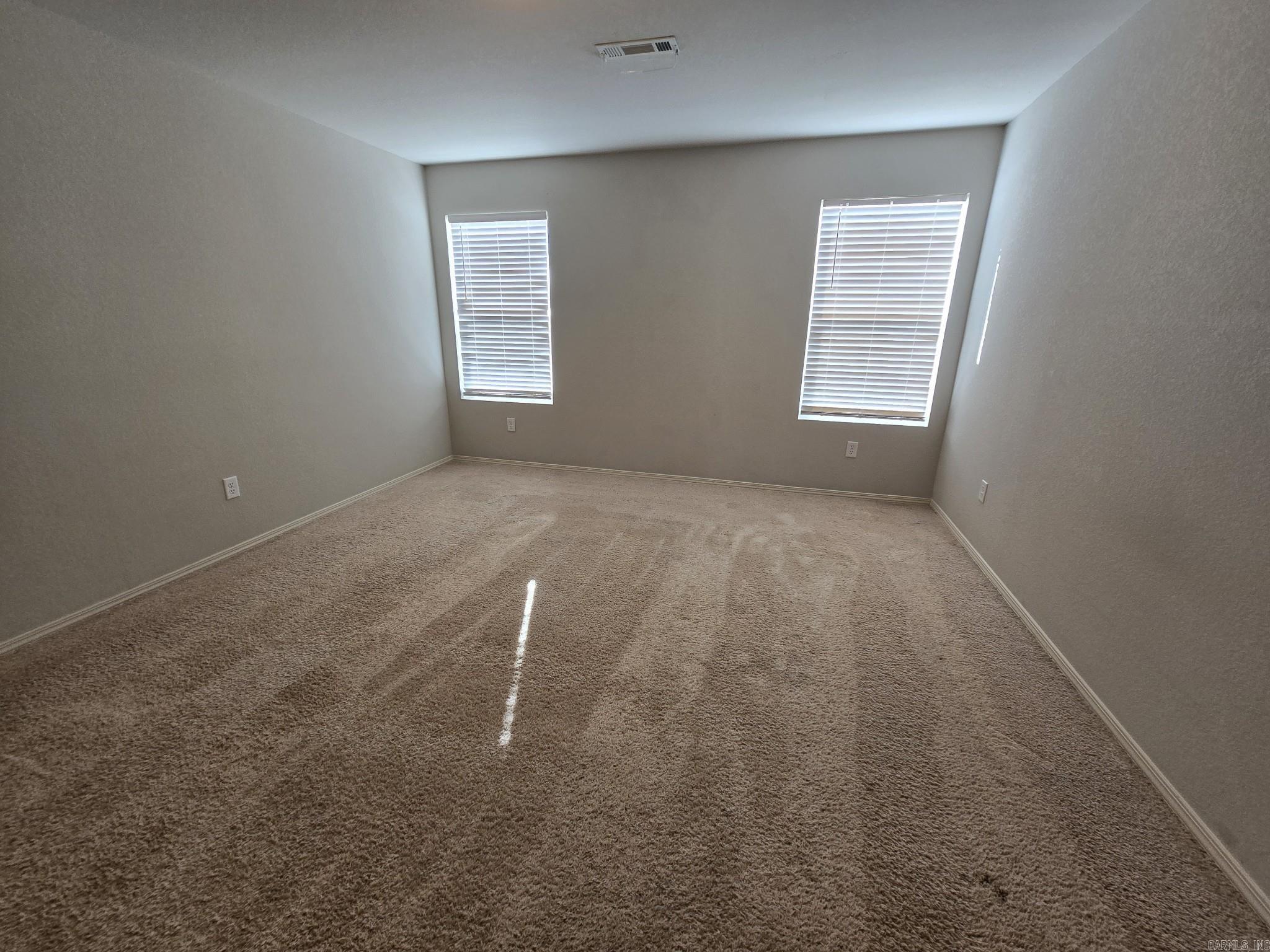 Benjamin Grove - Residential Lease