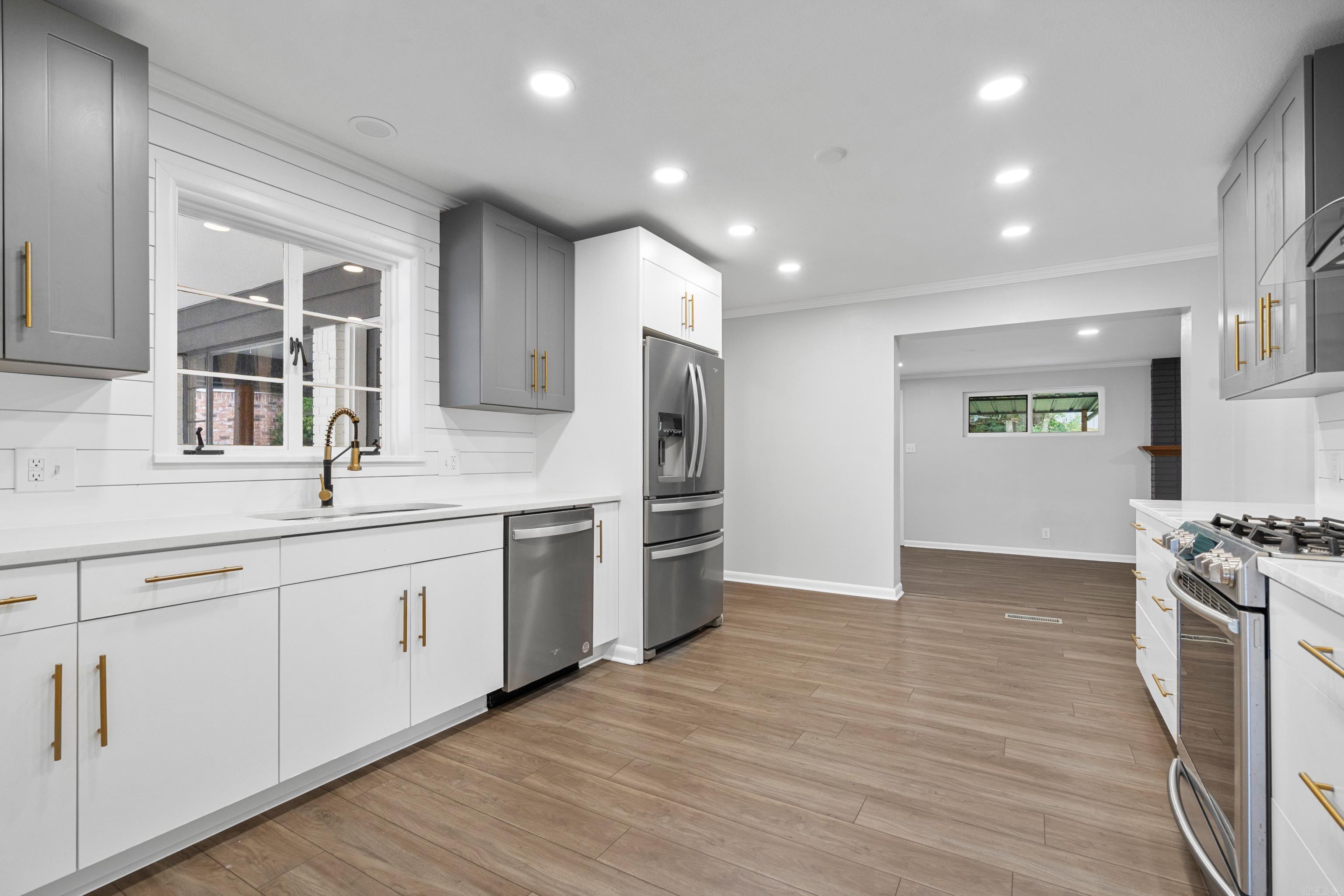 Poplar Hills - Residential