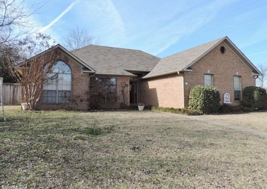 Well maintained or corner lot, new garage door in 2015, new roof in 2014, spacious kitchen, formal dining, wood floors, gas log fireplace, fully fenced yard, covered patio & open deck, spacious master suite, pantry, projection TV & screen to convey, NEST thermostat, AHS warranty. (See agent remarks.)