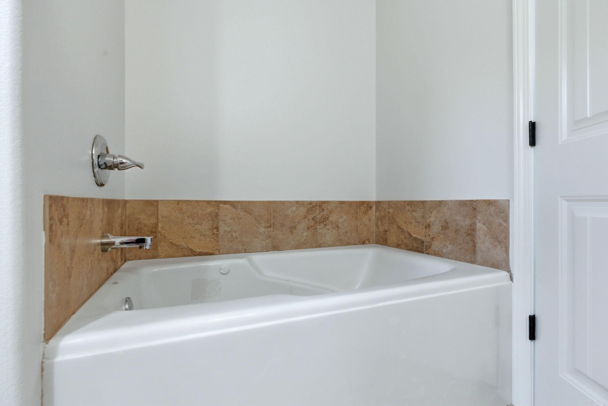 ANDRES GARDENS - Residential