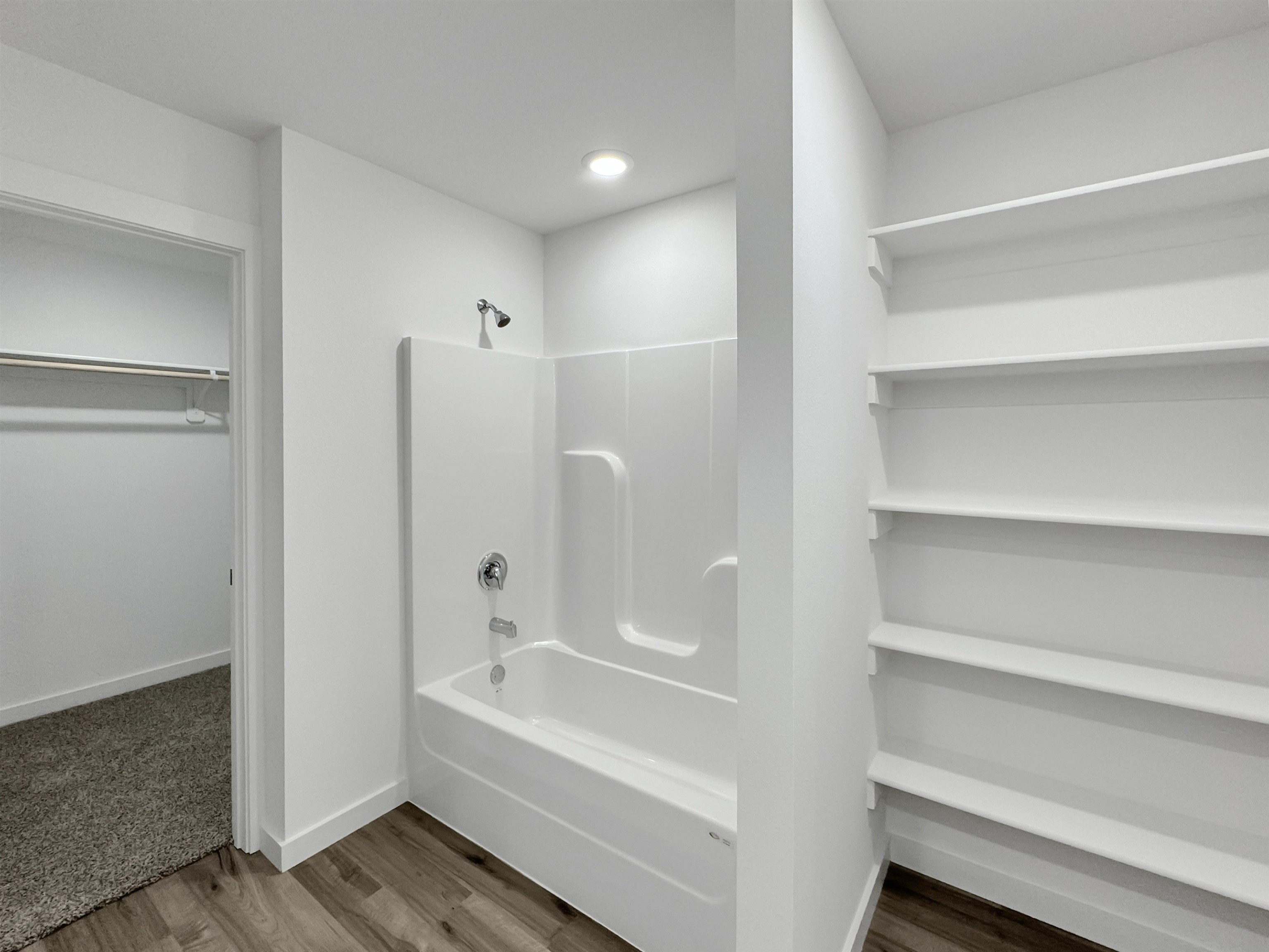 SHILOH GROVE PHASE I - Residential