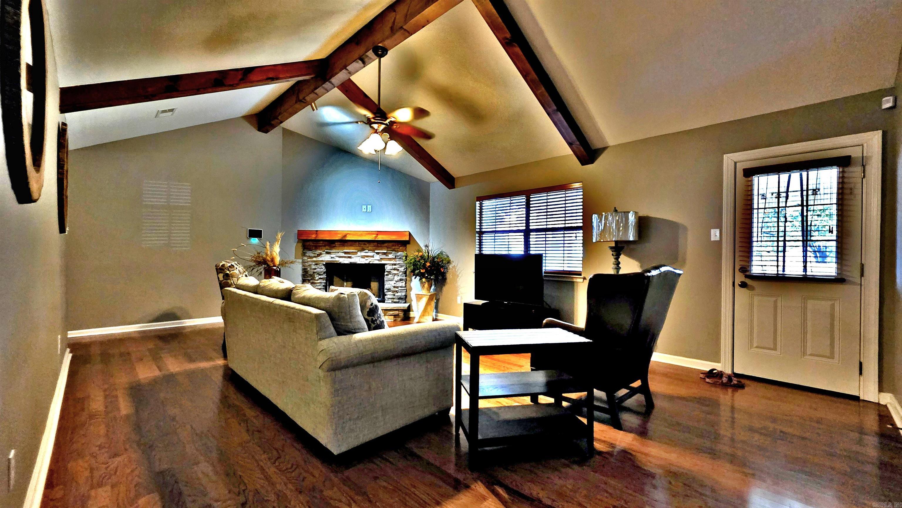 WESTLAKE - Residential